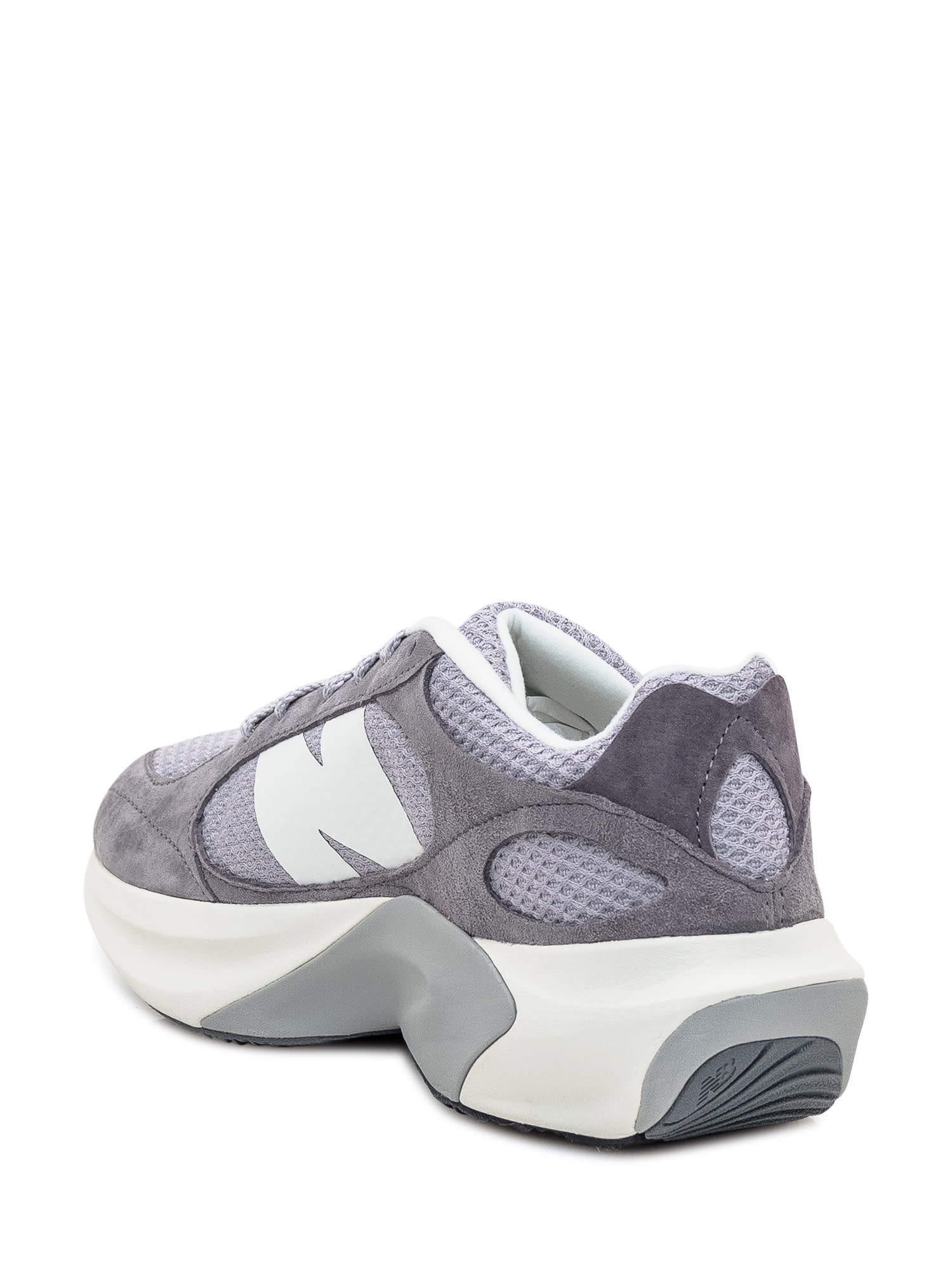New Balance Wrpd Sneakers In Gray With White Details In Grigio