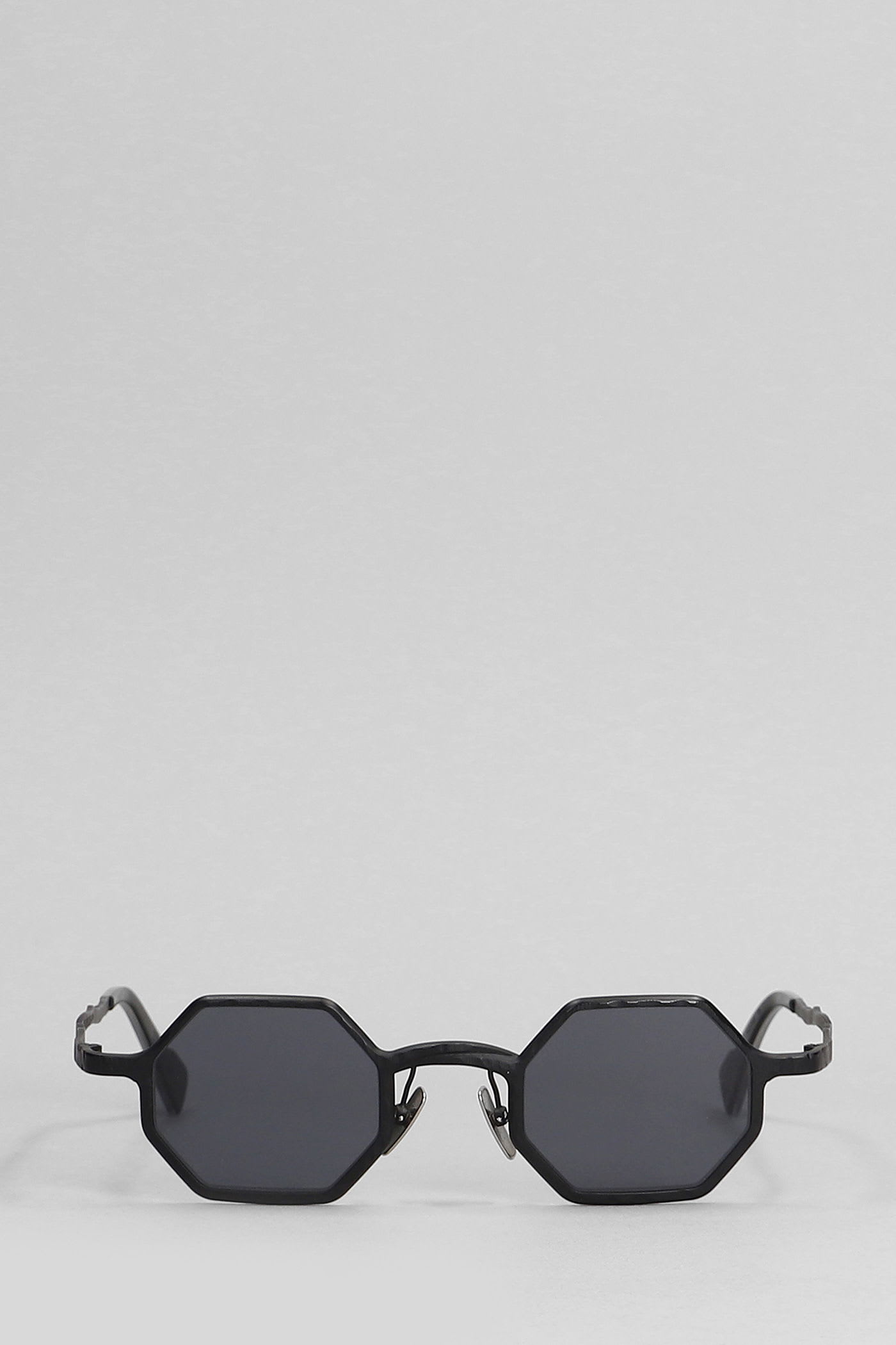 Kuboraum Z19 Sunglasses In Black Metal Alloy In Black