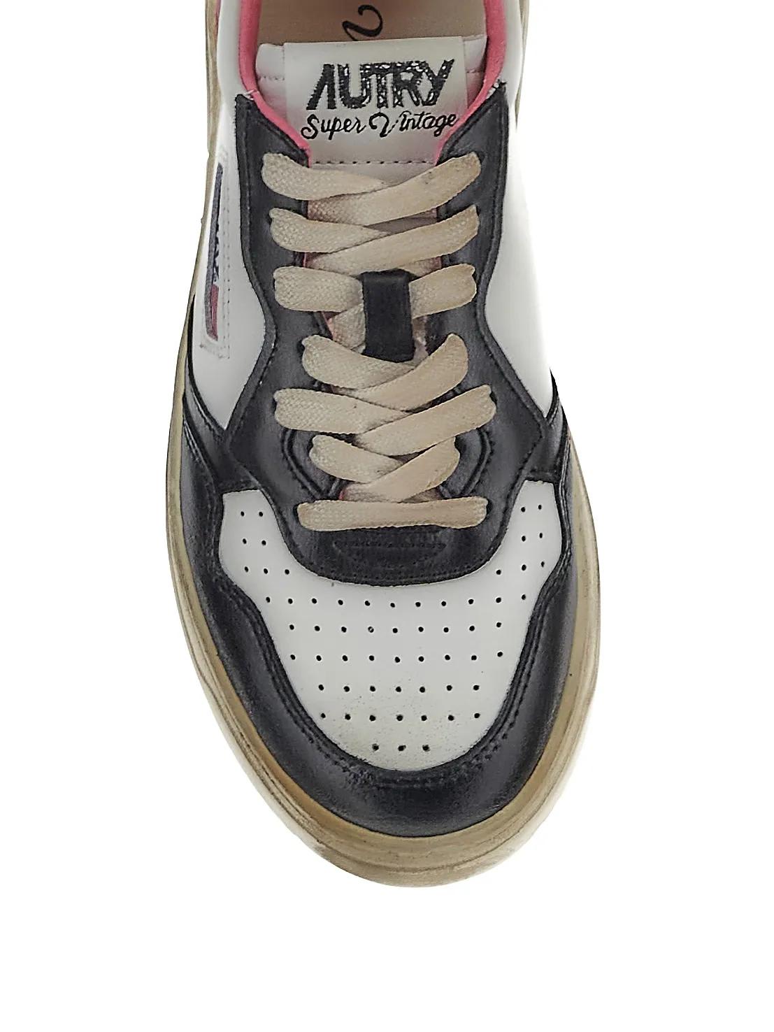 Shop Autry Super Vintage Low Sneakers