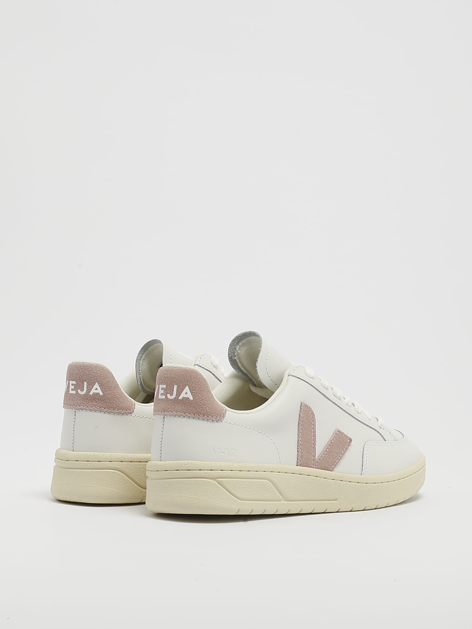 Shop Veja Leather Sneaker In Bianco-cipria