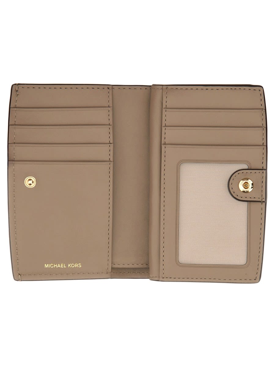 Michael Kors Bryant Medium Wallet In Brown