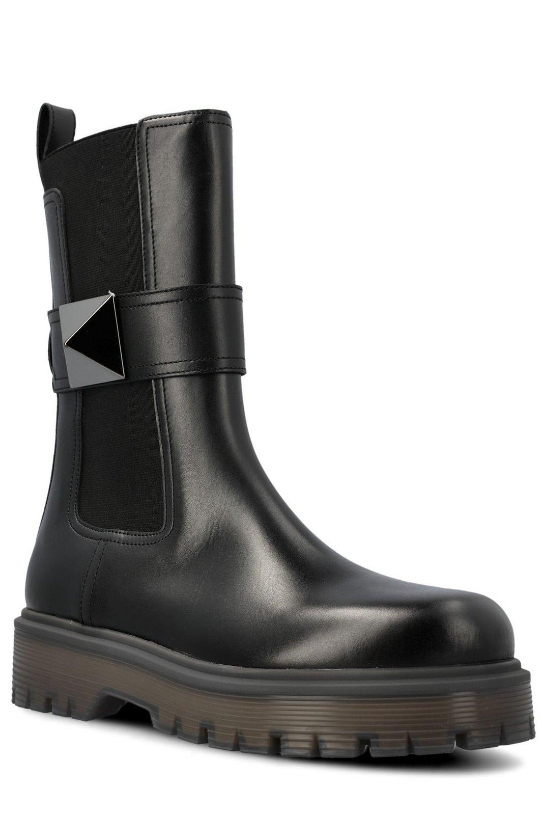 Valentino Garavani One Stud Beatle Round Toe Boots In Black