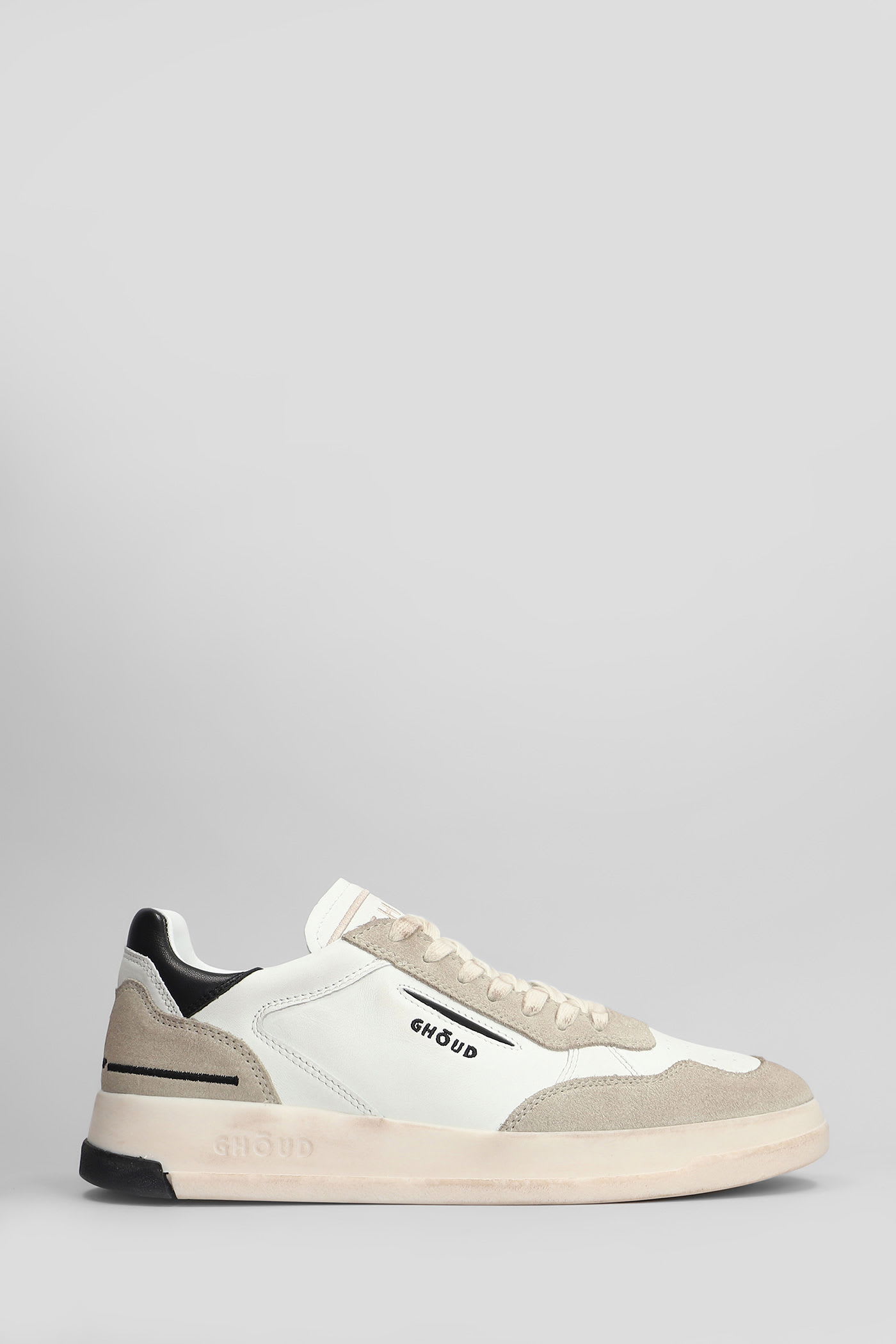 Tweener Sneakers In White Suede And Leather