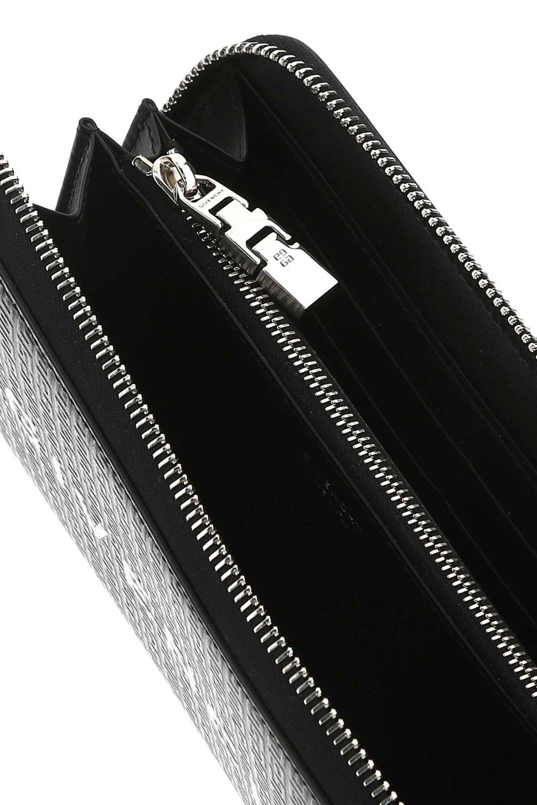 Shop Givenchy 4g Motif Zipped Wallet In Nero
