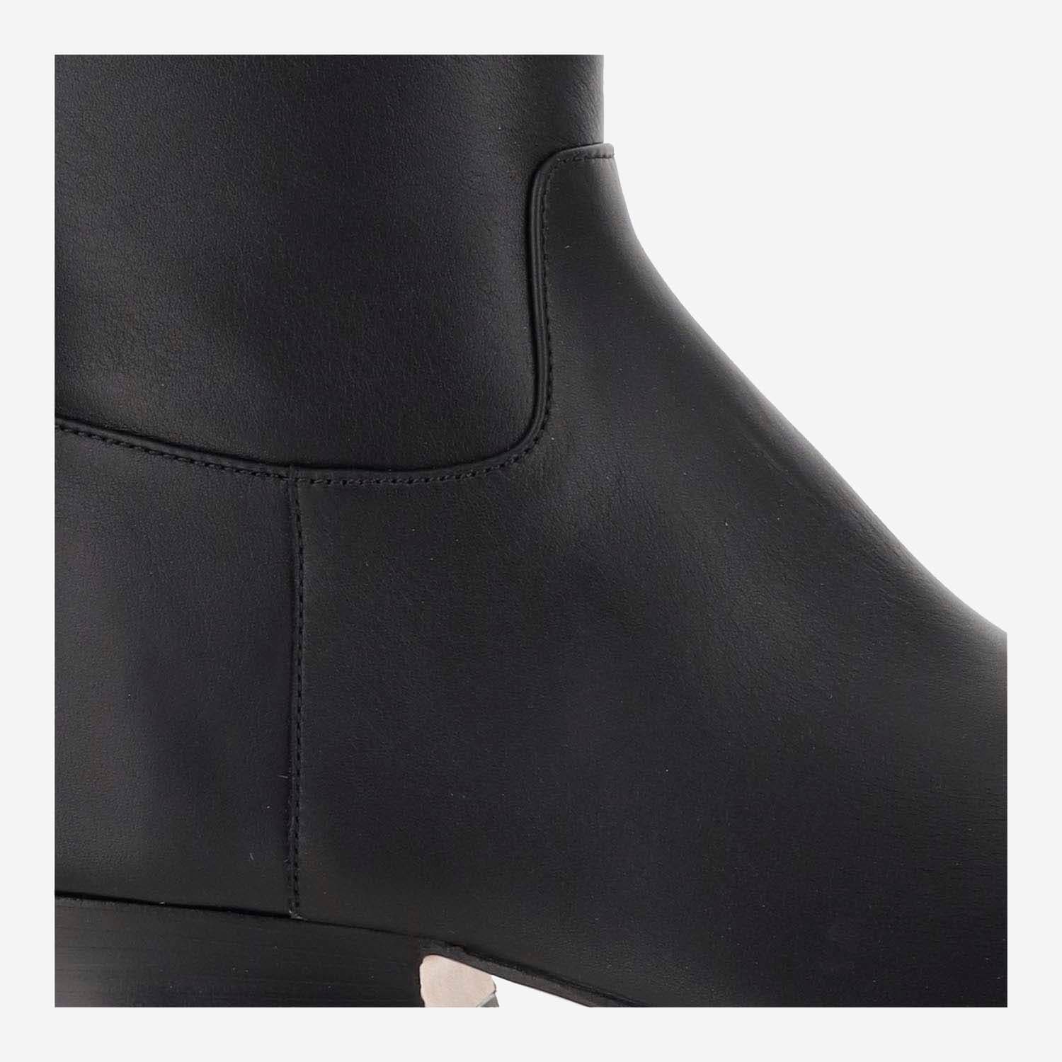 Shop Khaite Leather Ankle Boots In Black