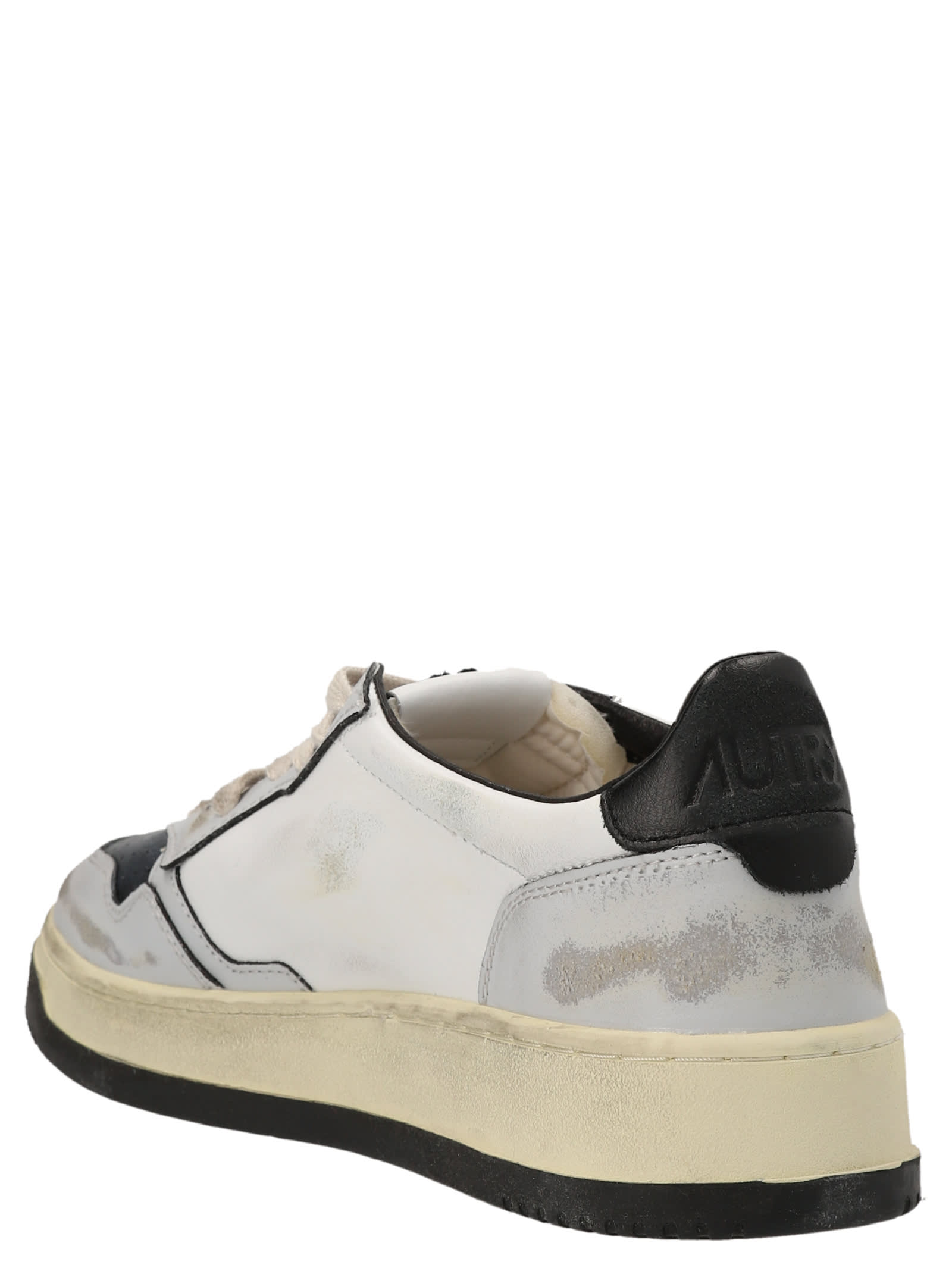 Shop Autry Sup Vnt Sneakers In Bianco