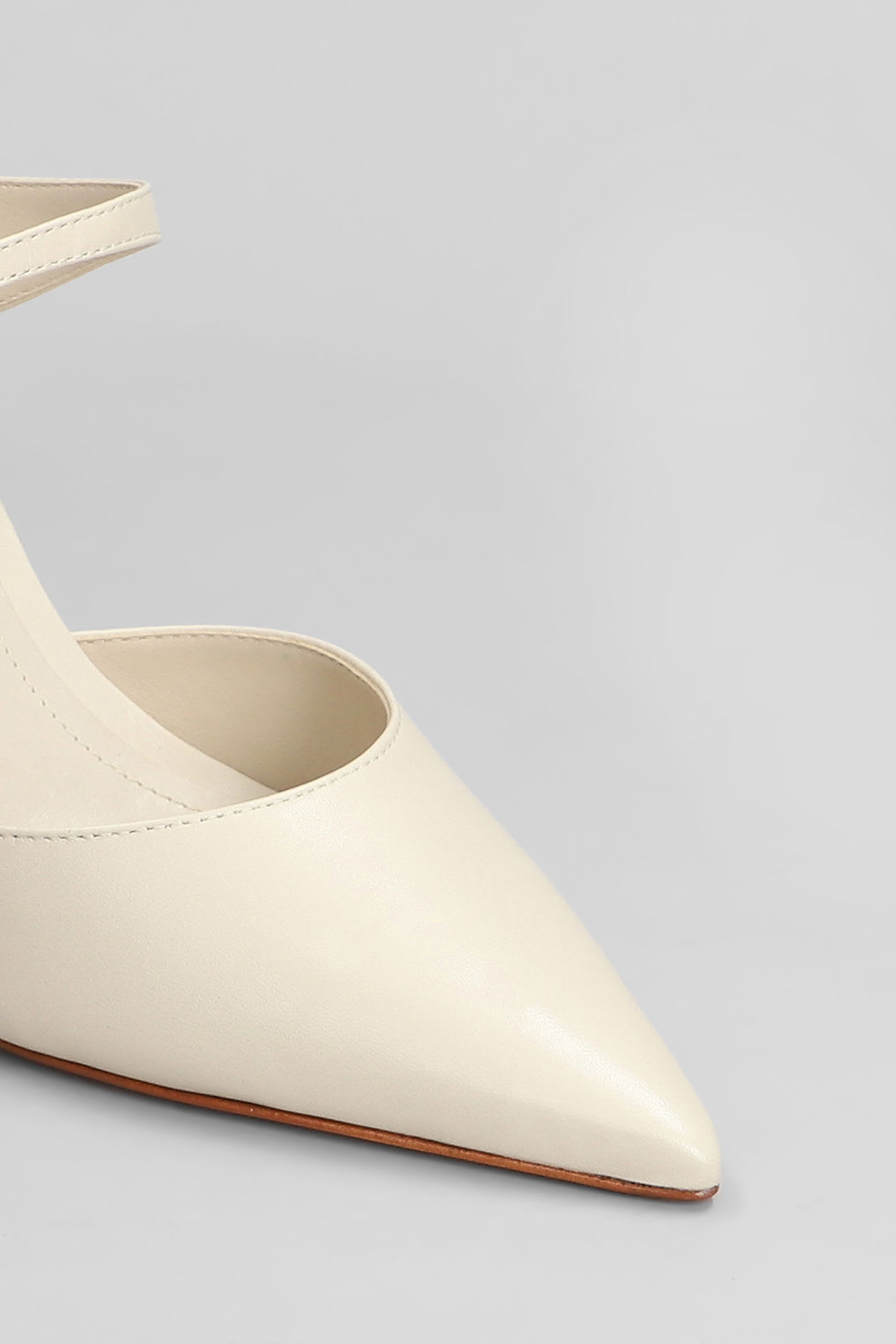 Shop Schutz Laura Mule Slipper-mule In Beige Leather