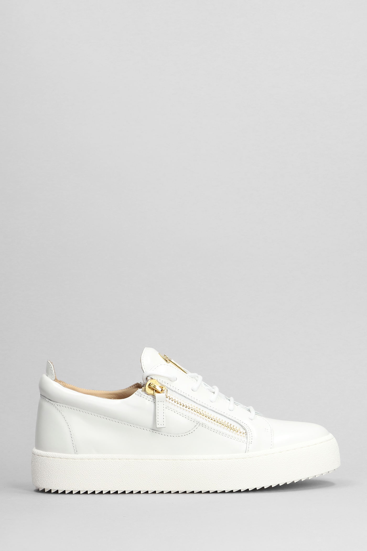 Frankie Sneakers In White Patent Leather