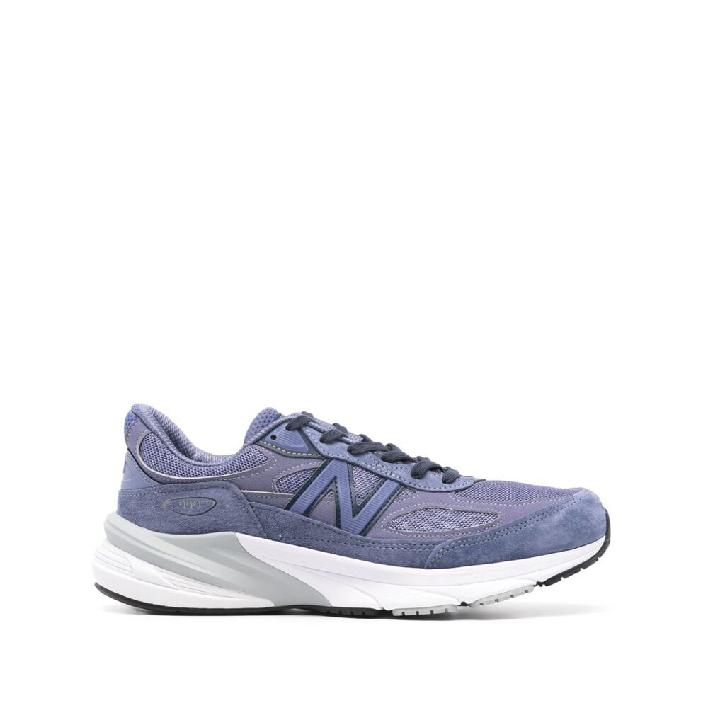 New Balance Sneaker