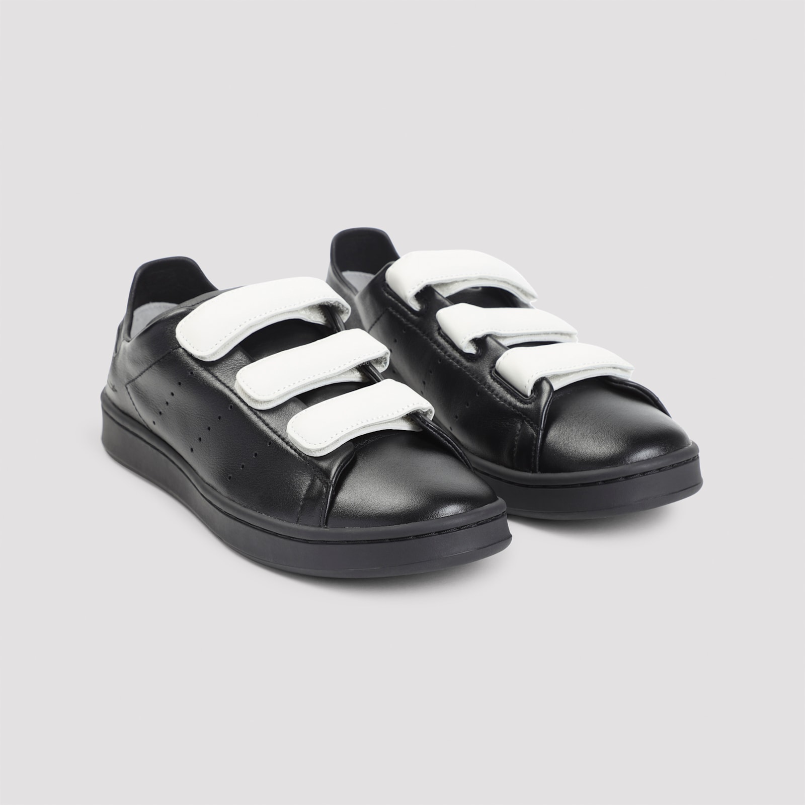 Y-3 Gender Inclusive Stan Smith Sneaker In Black