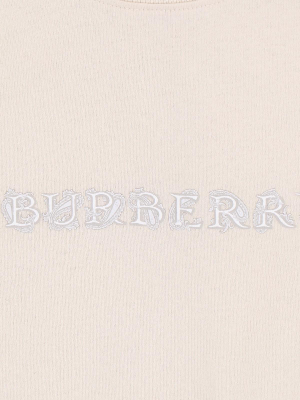 Shop Burberry Logo T-shirt In Neutrals