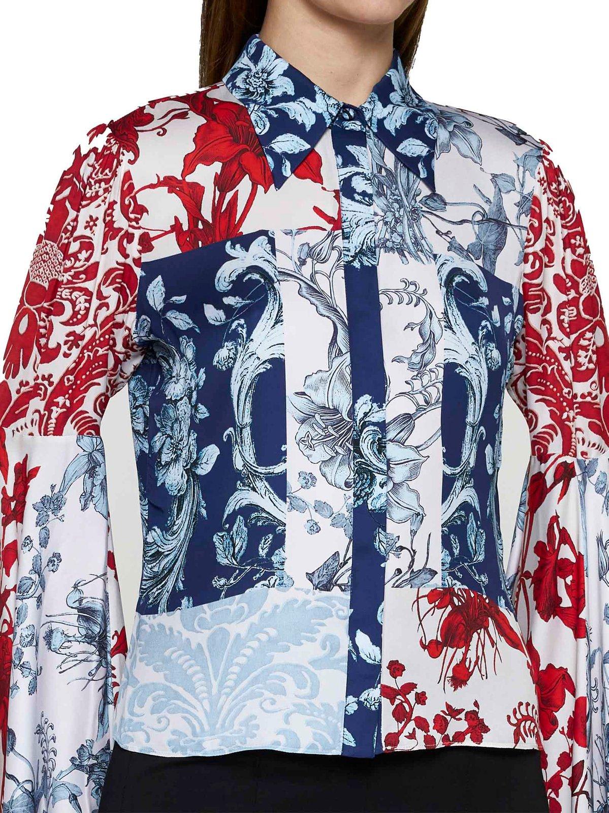 Shop Alice And Olivia Willa Floral-printed Bell-sleeved Blouse In Blue