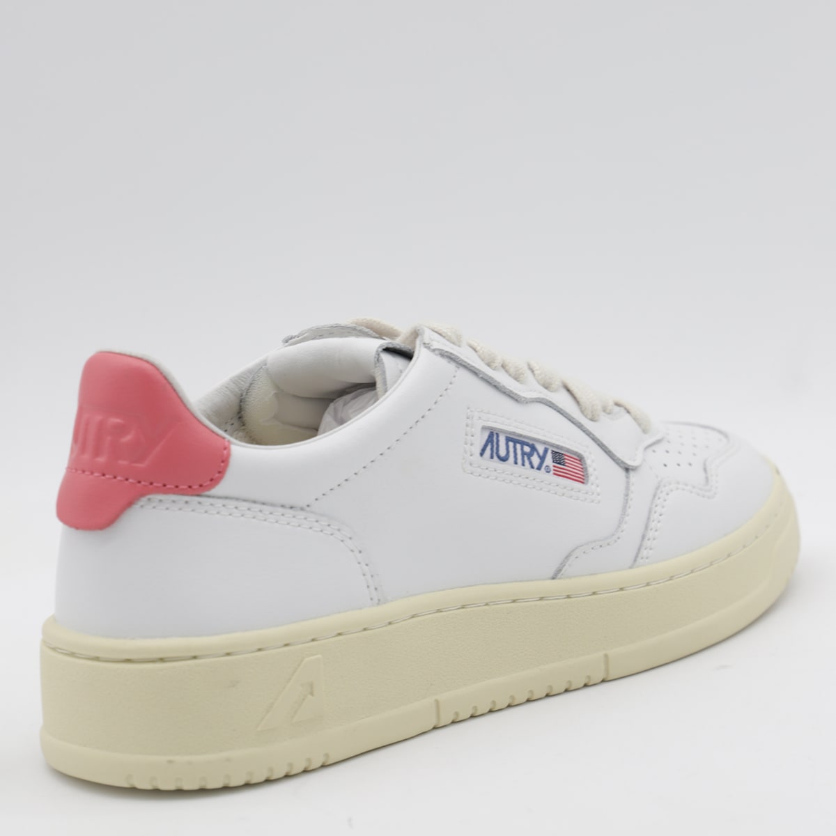Autry Medialist Low Leather Sneakers In Bianco+rosa