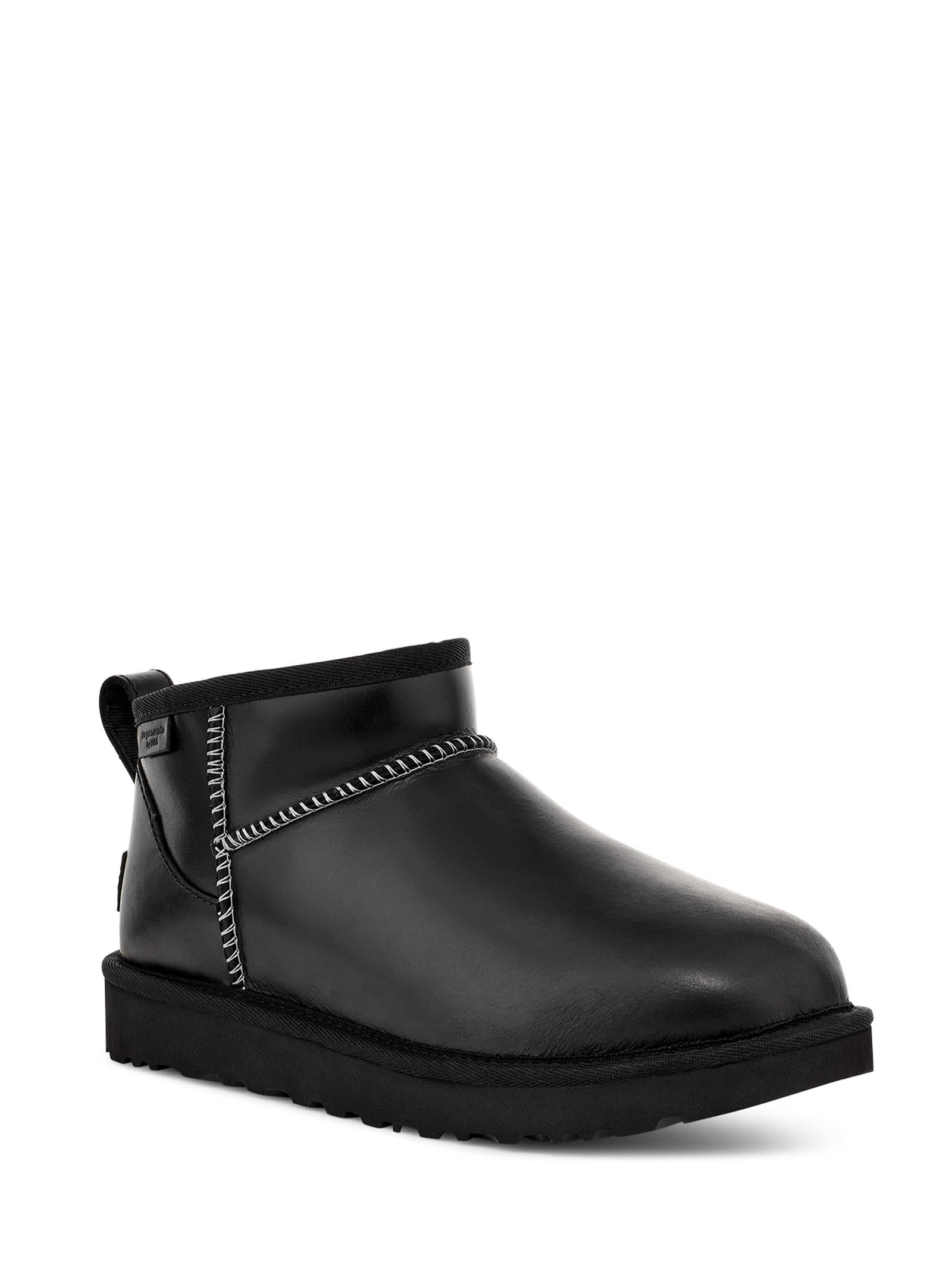 Ugg W Classic Ultra Mini Ankle Boots In Black