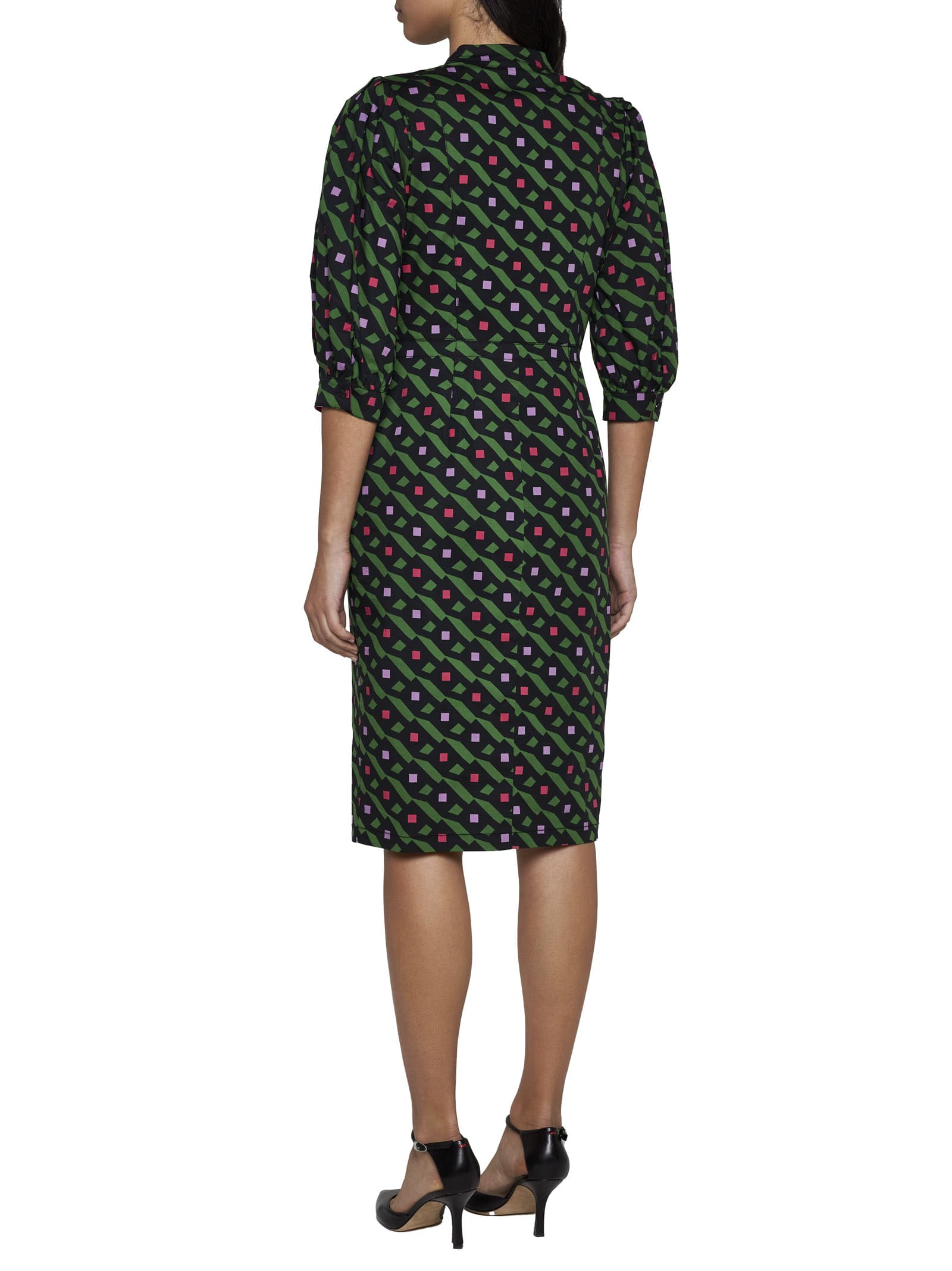 Shop Diane Von Furstenberg Dress In Diamaond Cubes Venus Gn Med
