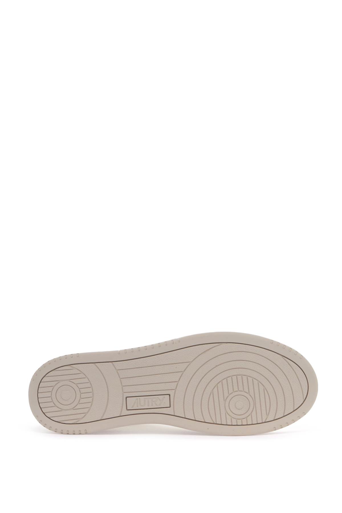 Autry "medalist" Low Sneaker In White
