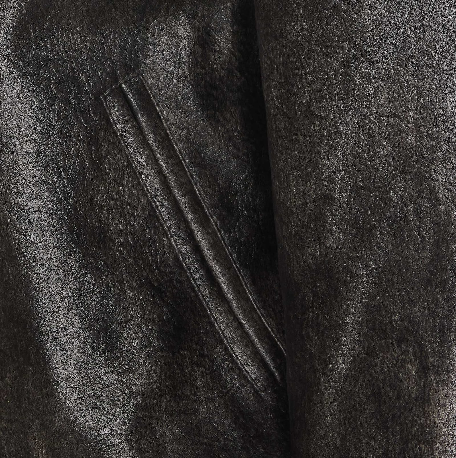 Isabel Marant Étoile Isabel Marant Etoile Crisley Leather Bomebr In Faded Black