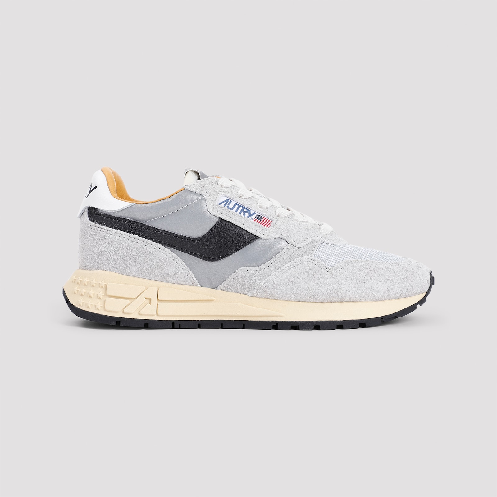 Autry Reelwind Low Sneakers In Sand Silver