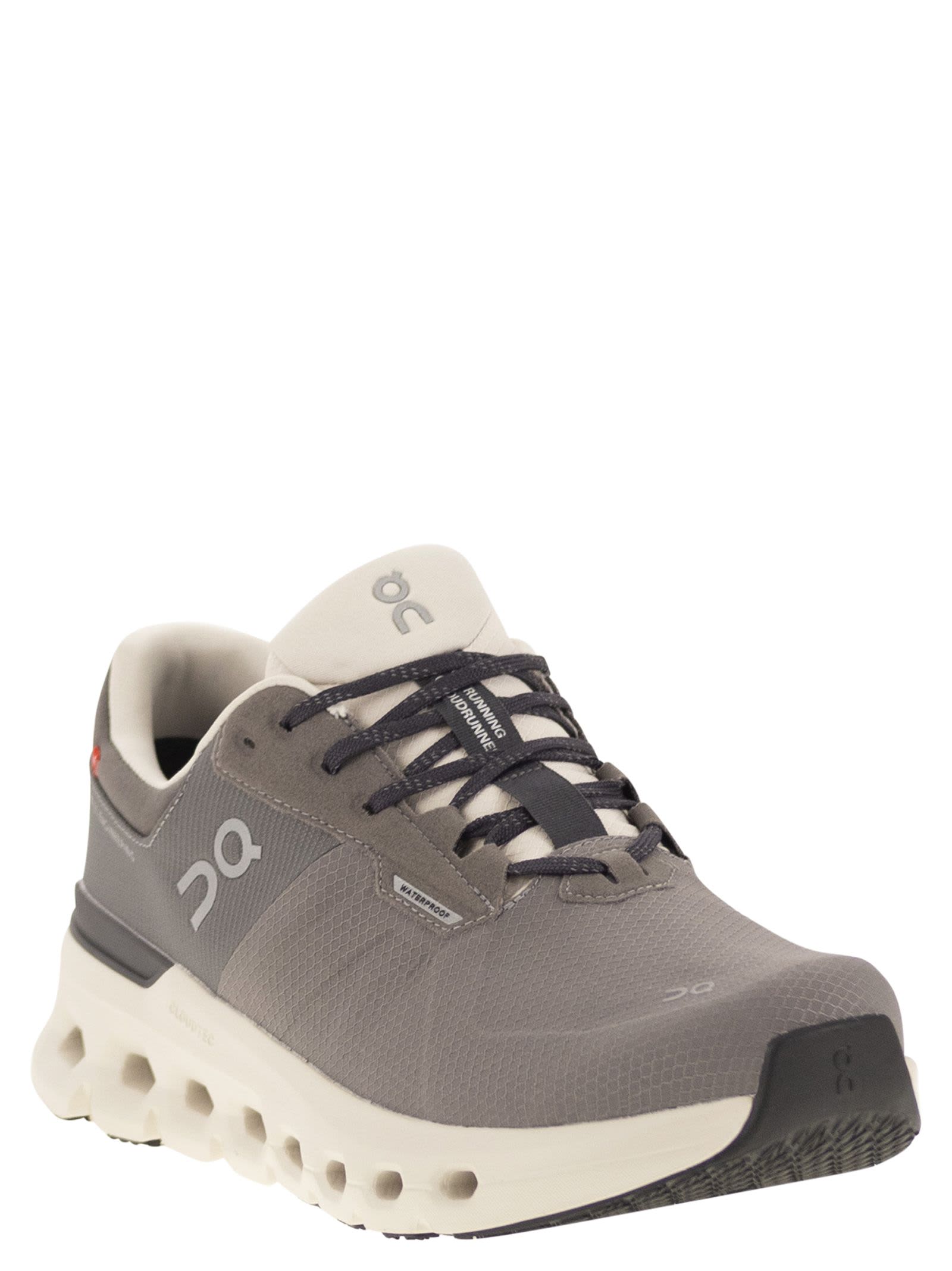 On Waterproof Cloudrunner 2 Trainers In Gray