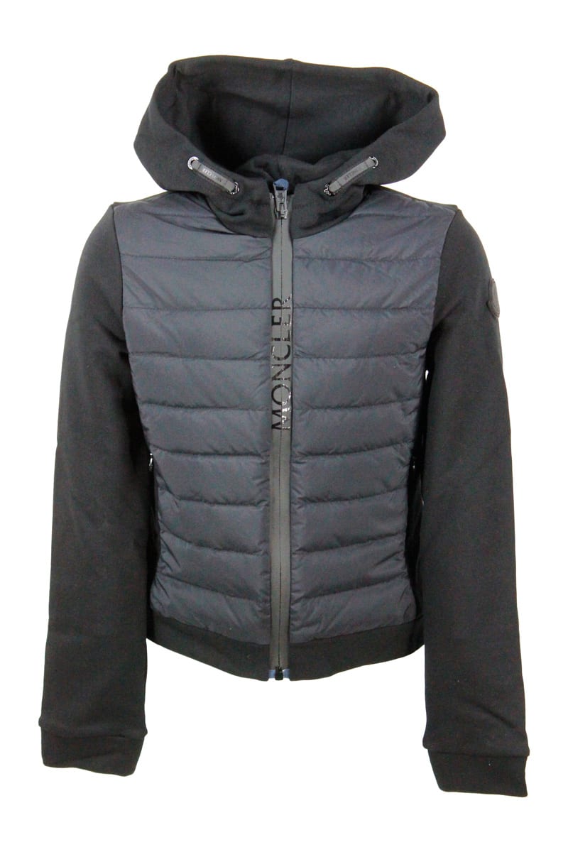Moncler Long-sleeved Sweatshirt With Hood And Front In Nylon With 100 Grams Padding