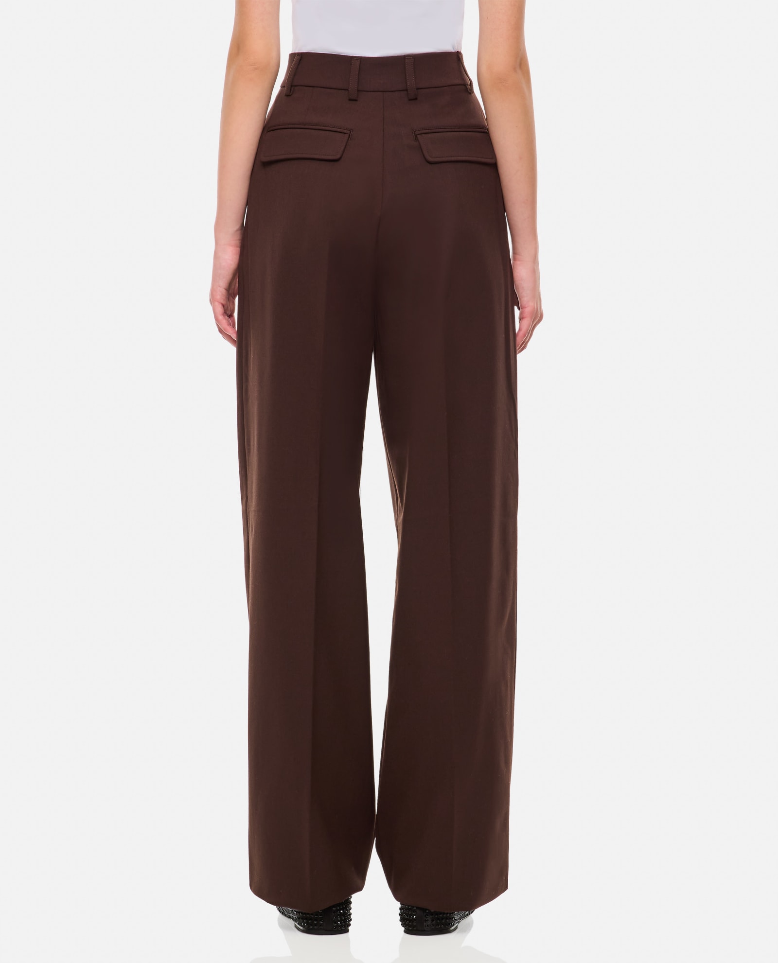 Shop Thelatest Axel Pants In Brown