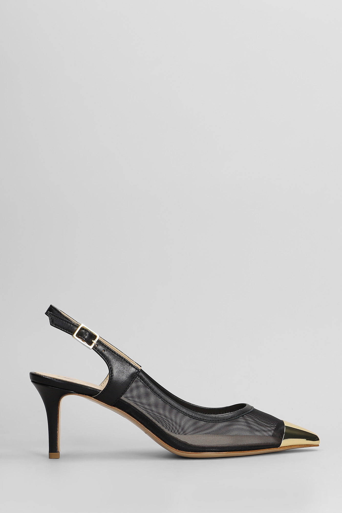Pumps In Black Leather And Fabric