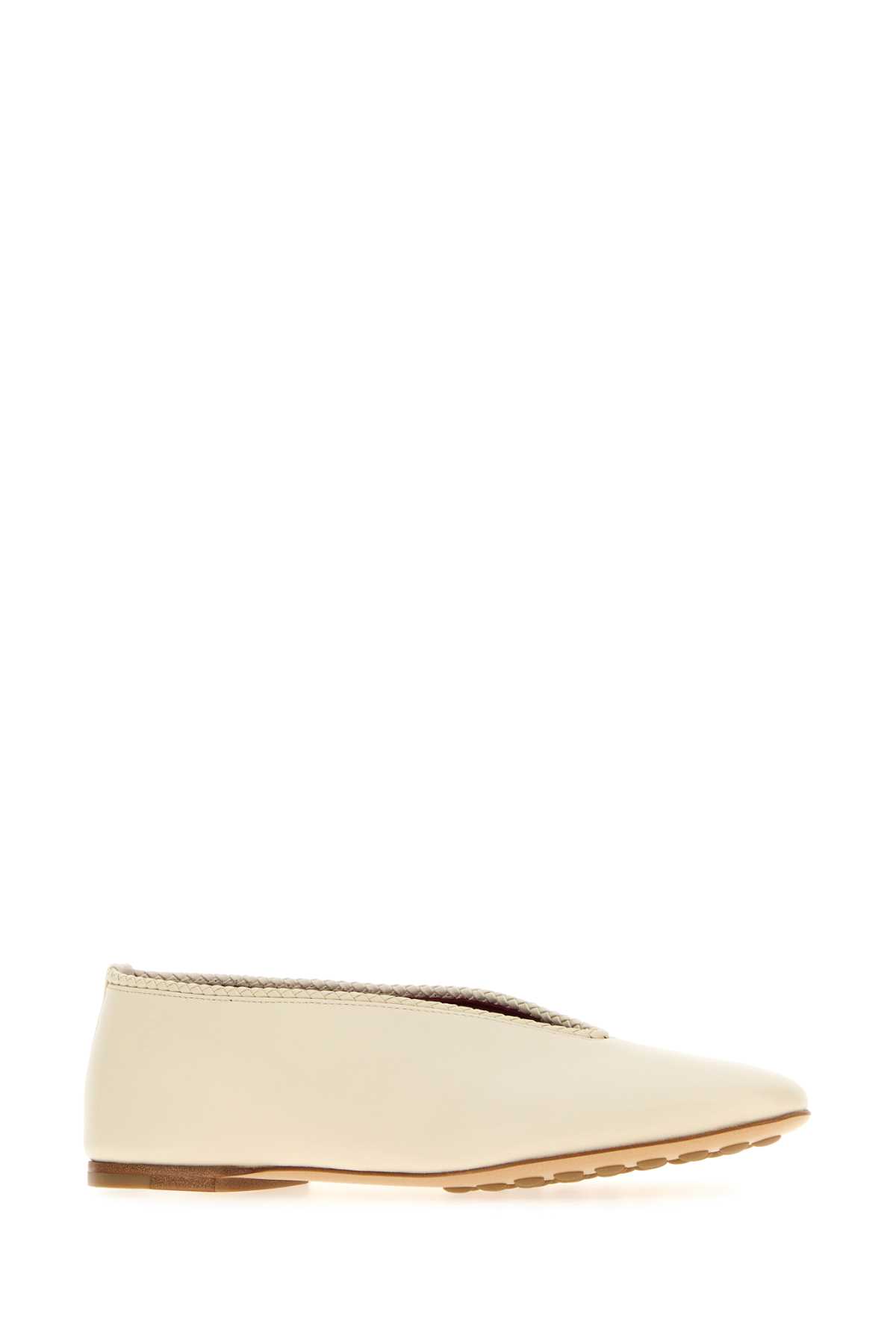 Bottega Veneta Almond Toe Flat Sole Ballerina Shoes In Neutral