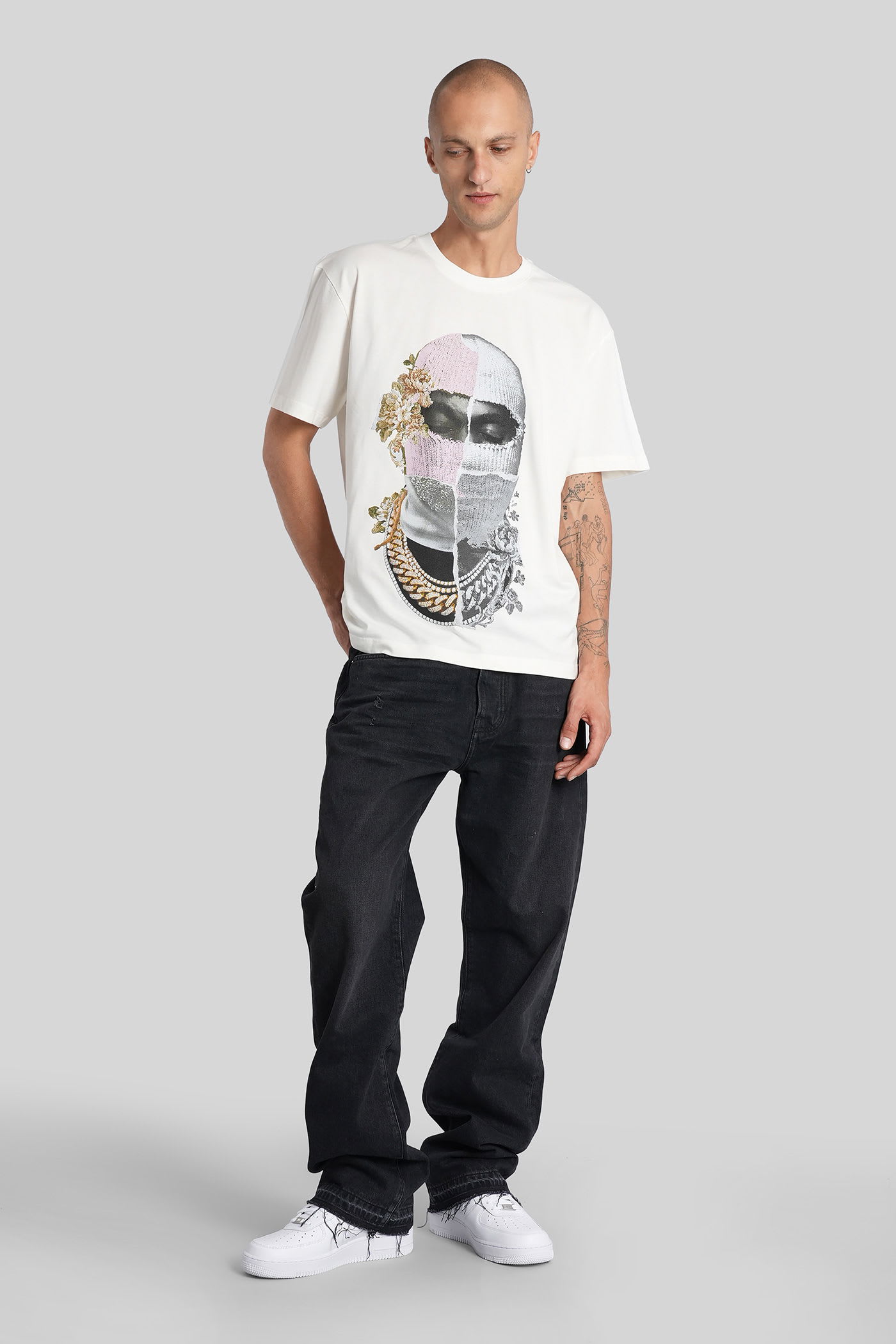 Ih Nom Uh Nit Graphic Crew Neck Short Sleeve T-shirt In White