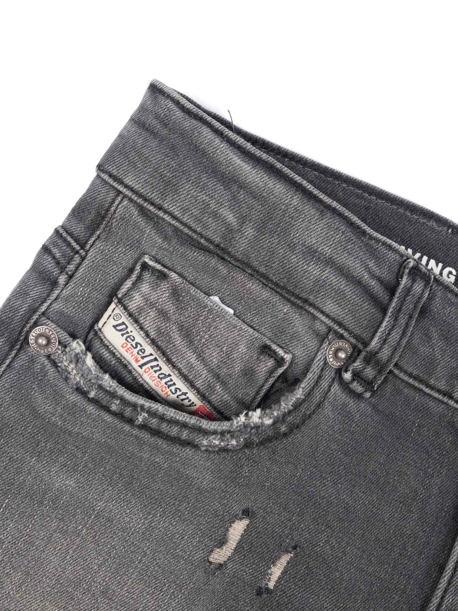 Diesel 5 Pockets In Black