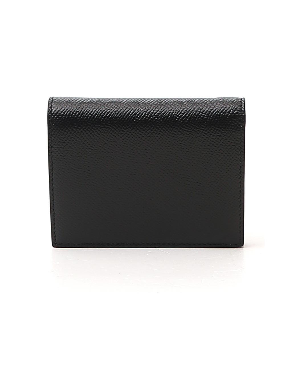 Ferragamo Gancini Compact Leather Wallet In Nero