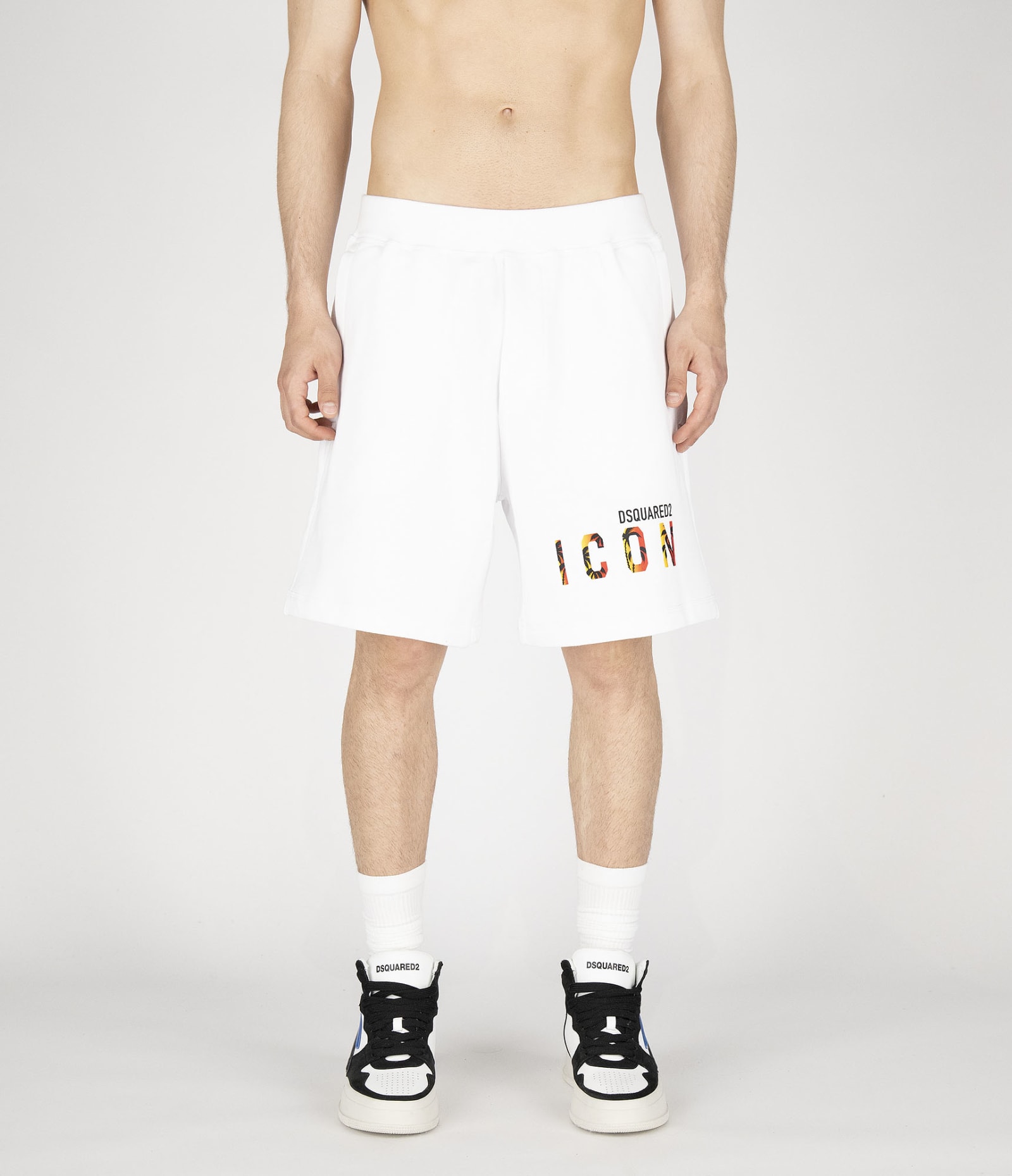 Dsquared2 Short Pants In White