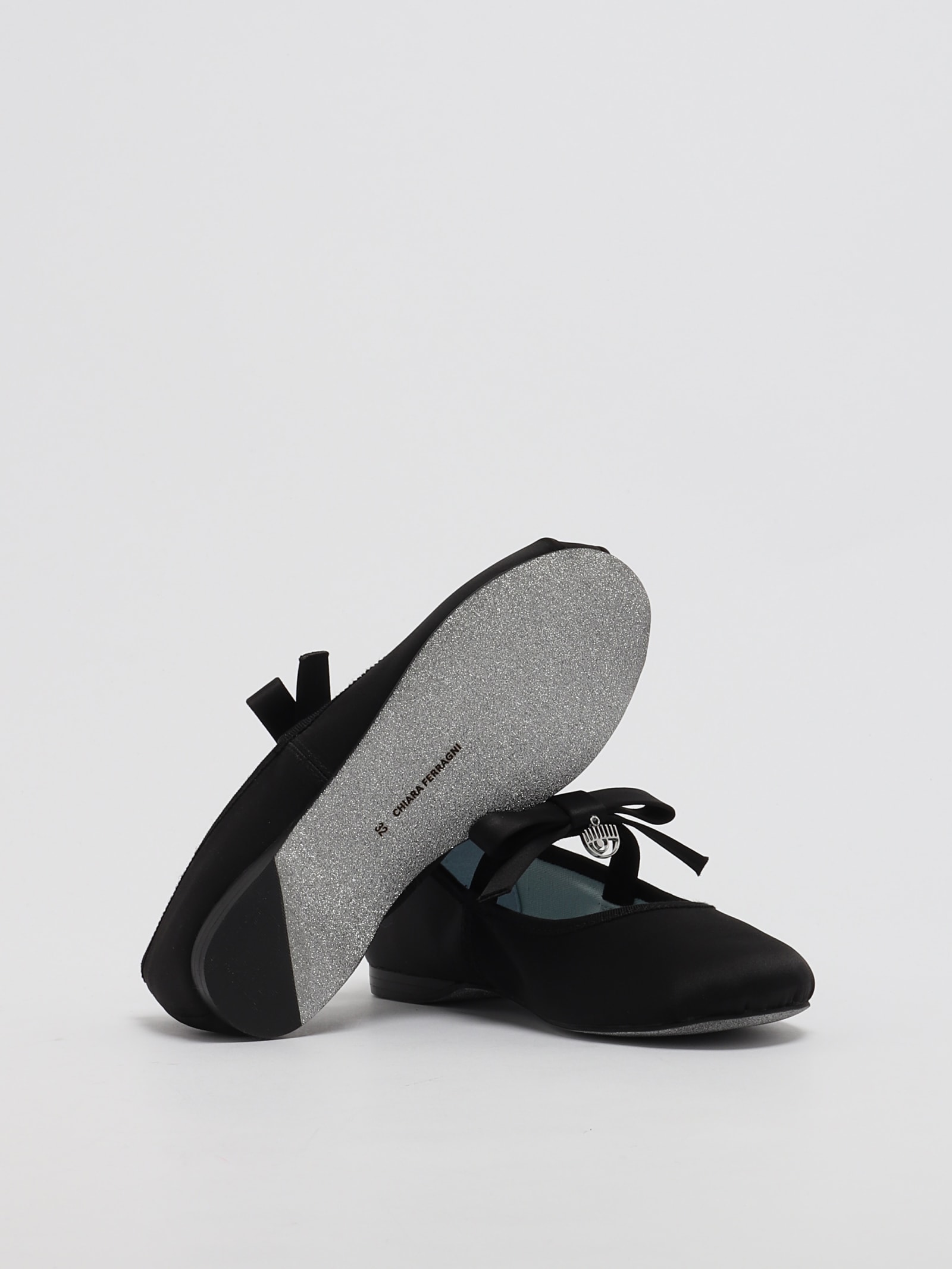 Shop Chiara Ferragni Cf Ballet Shoes Flat Shoes In Nero