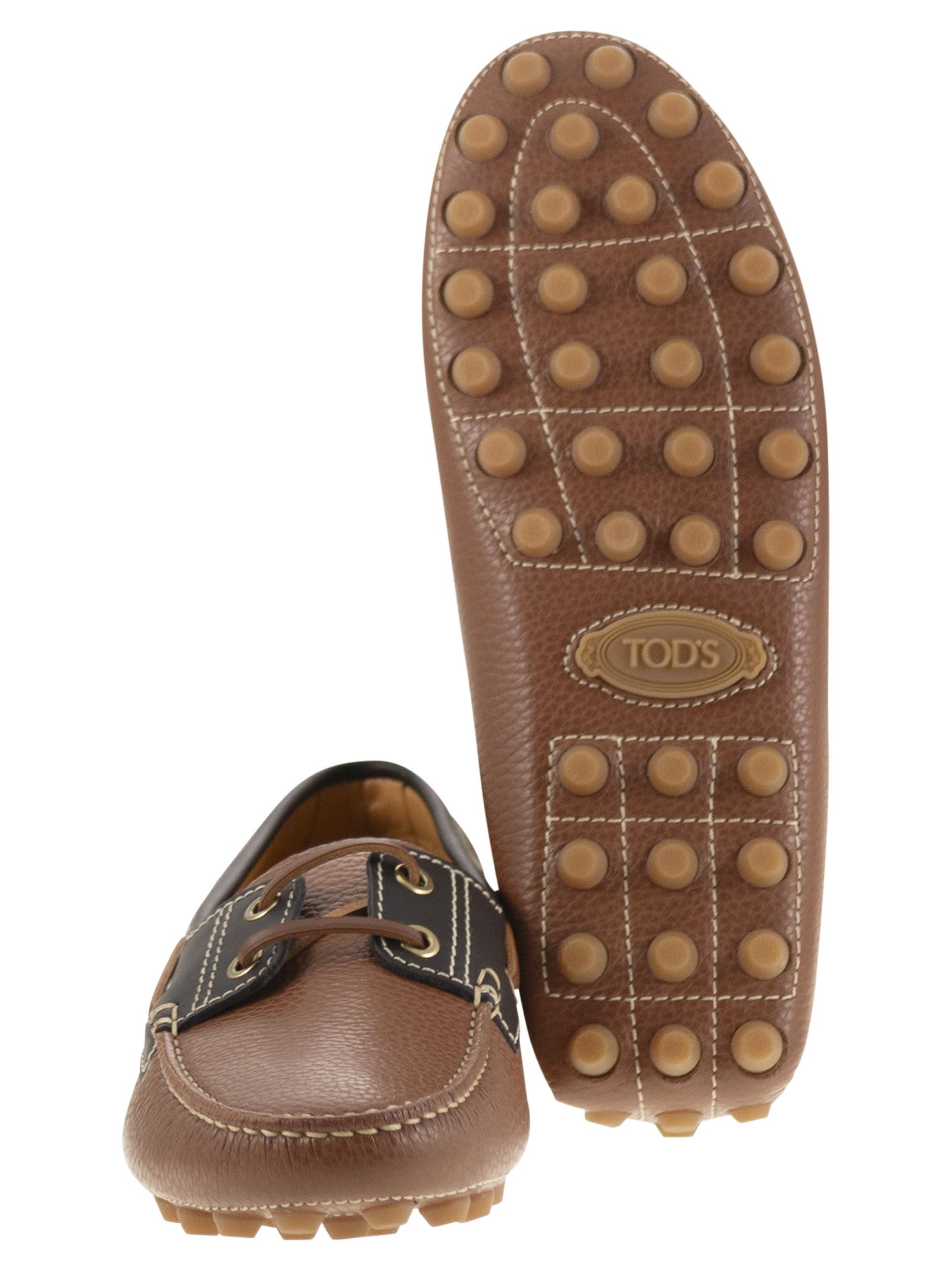 Tod's Leather Boat Bubble Grommet In Brown