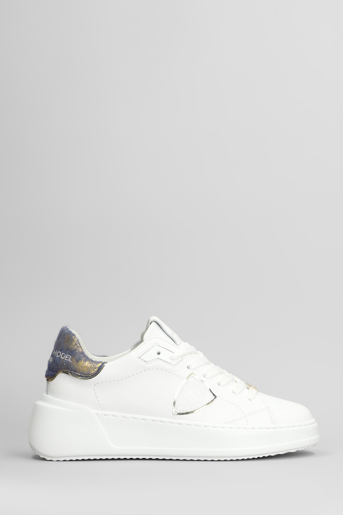 Shop Philippe Model Tres Temple Low Sneakers In White Leather