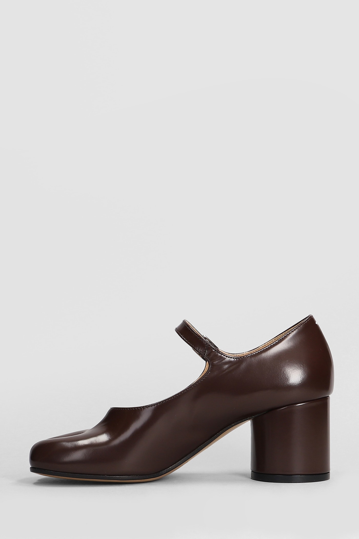 Shop Maison Margiela Tabi Pumps In Brown Leather