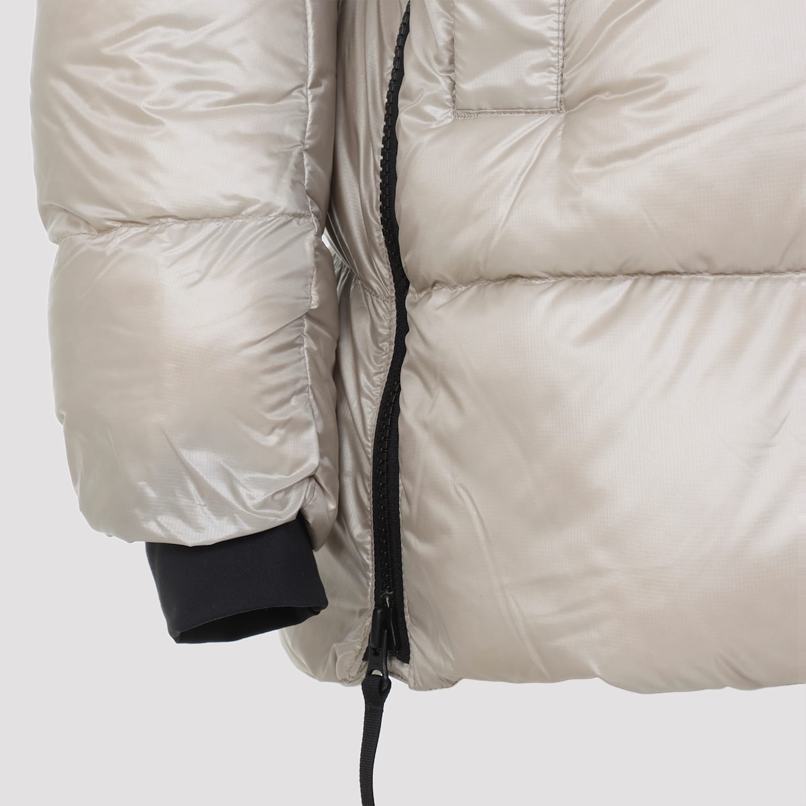 Canada Goose Hooded Quilted Puffer Side Pockets In Neutral