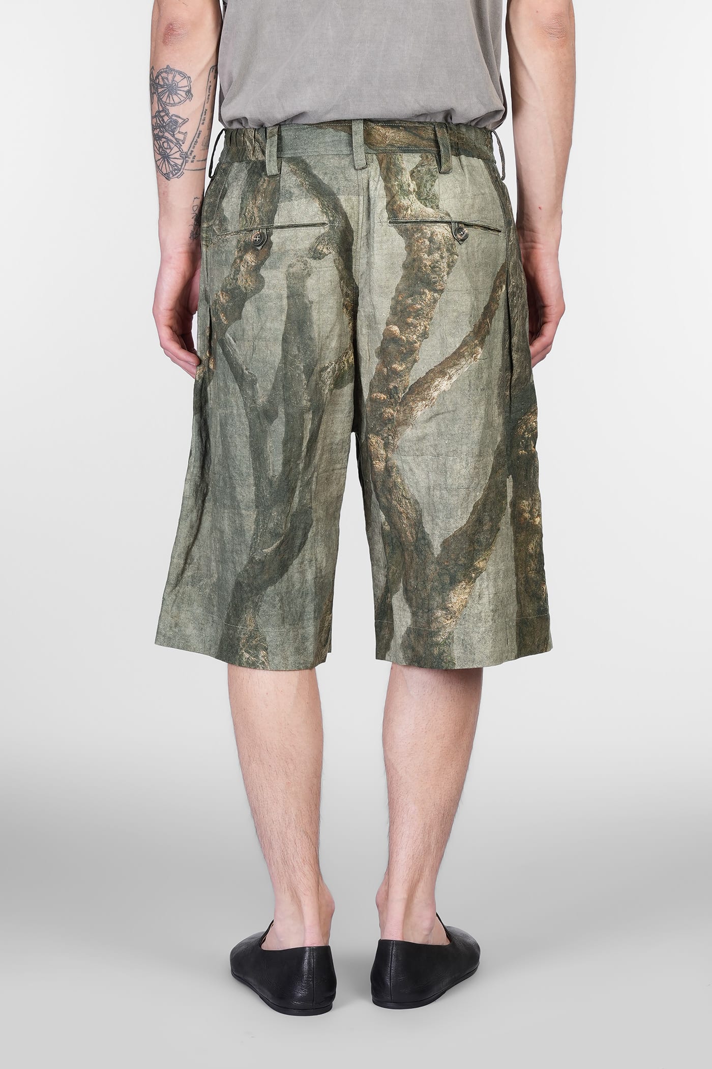 Ziggy Chen Shorts In Green Chanvre