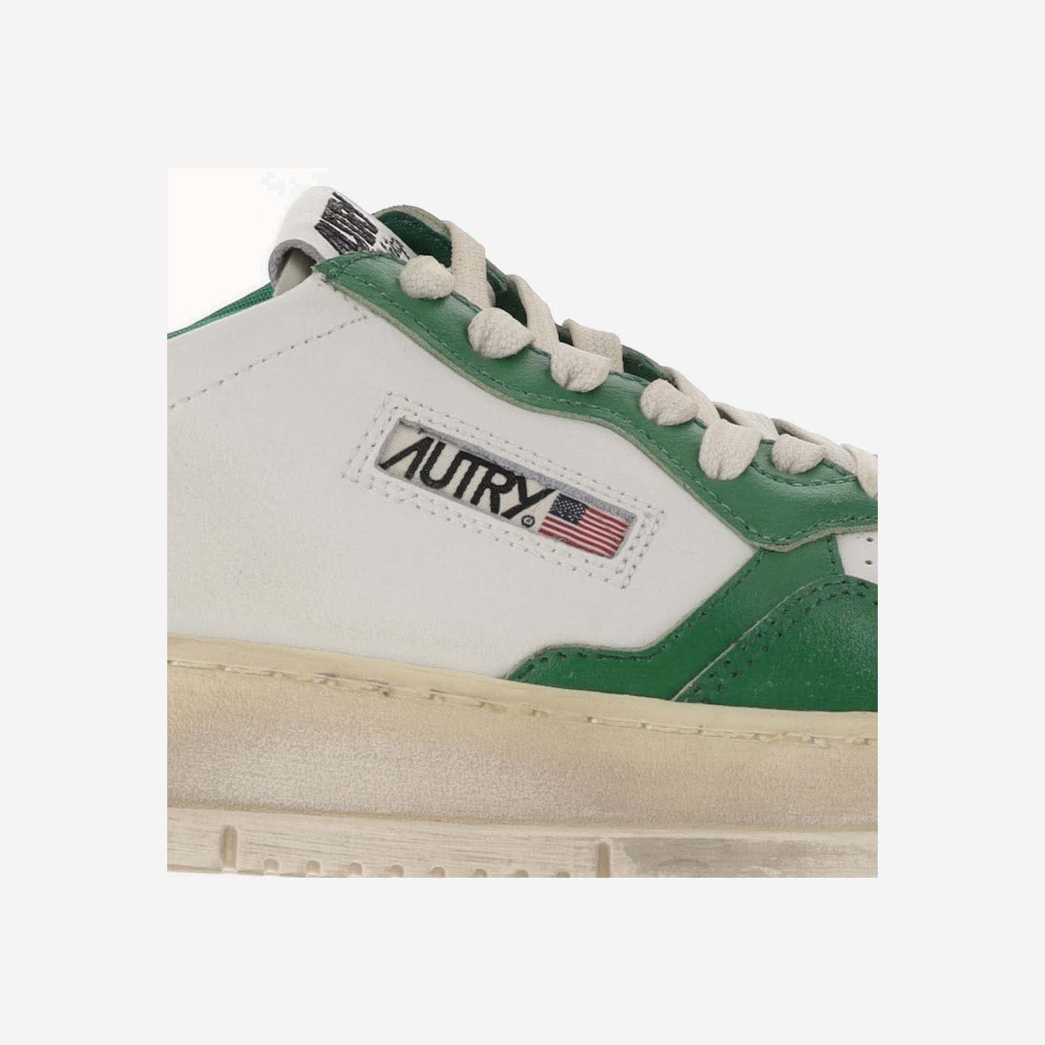 Shop Autry Super Vintage Color-block Sneakers In Wht/green