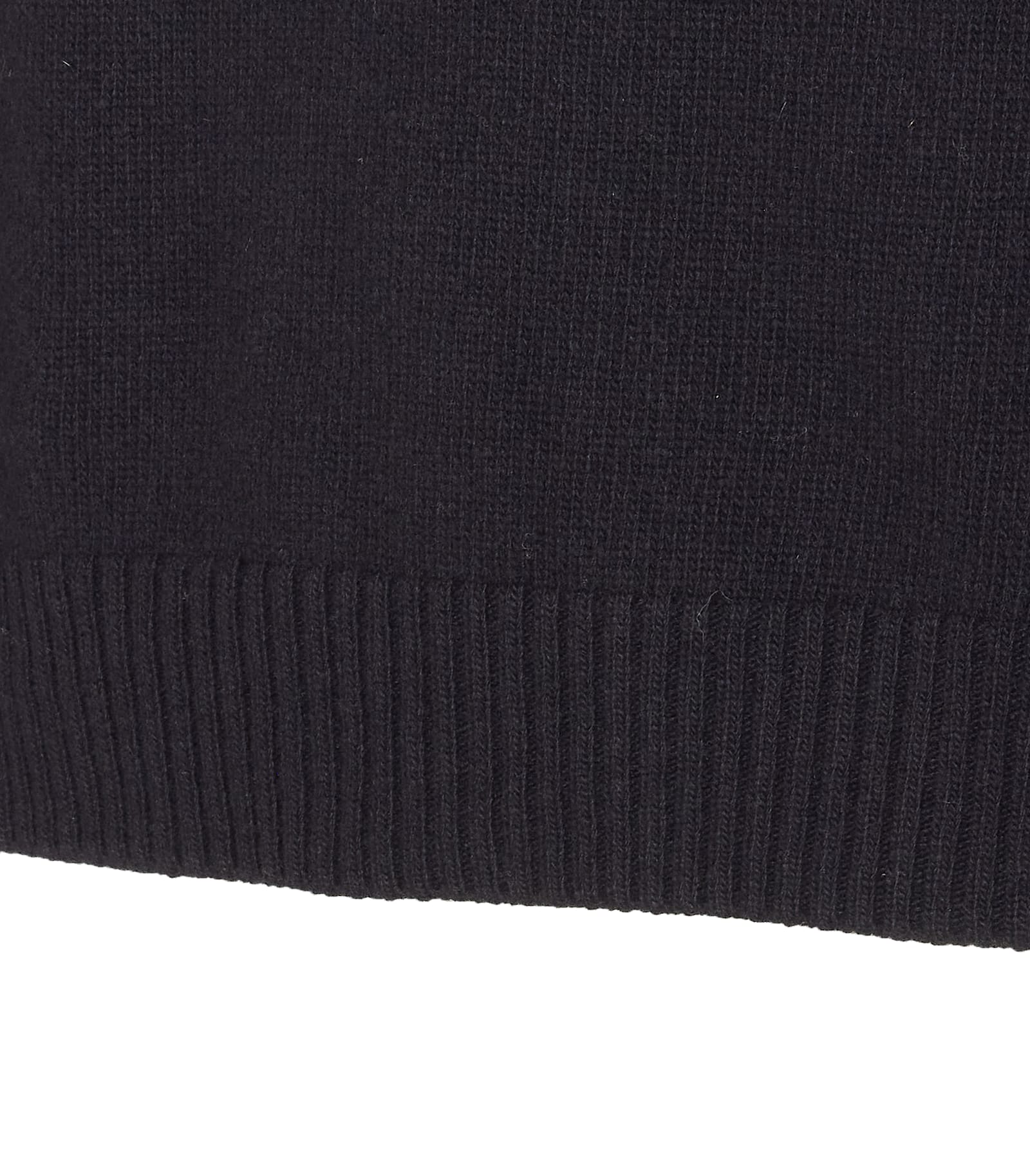 Seven Gauge Crewneck Sweater In Black