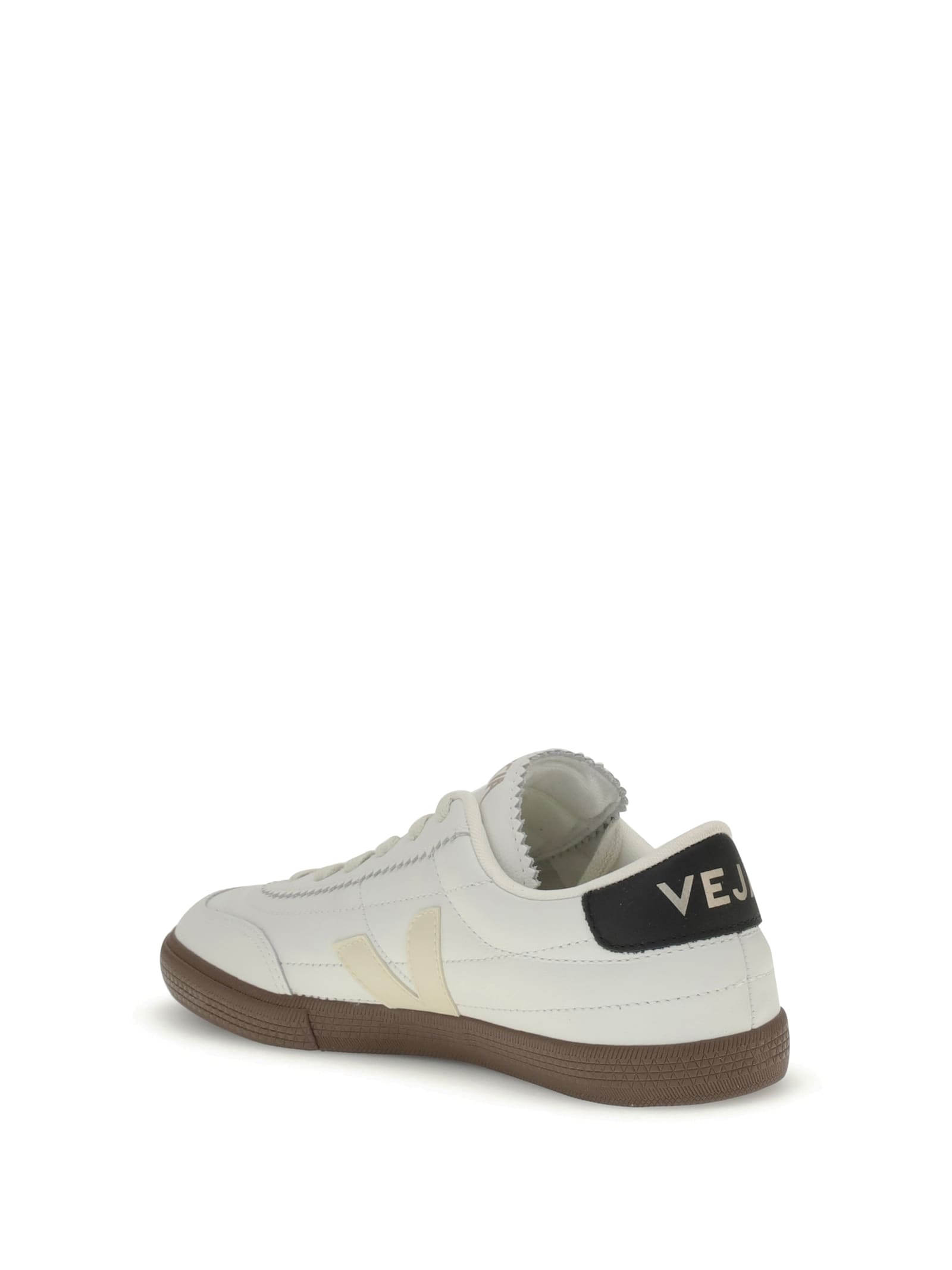 Veja Minimalist Low-top Sneakers With Textured Sole In White