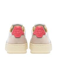 Autry Medlist Low Sneakers In Bianco