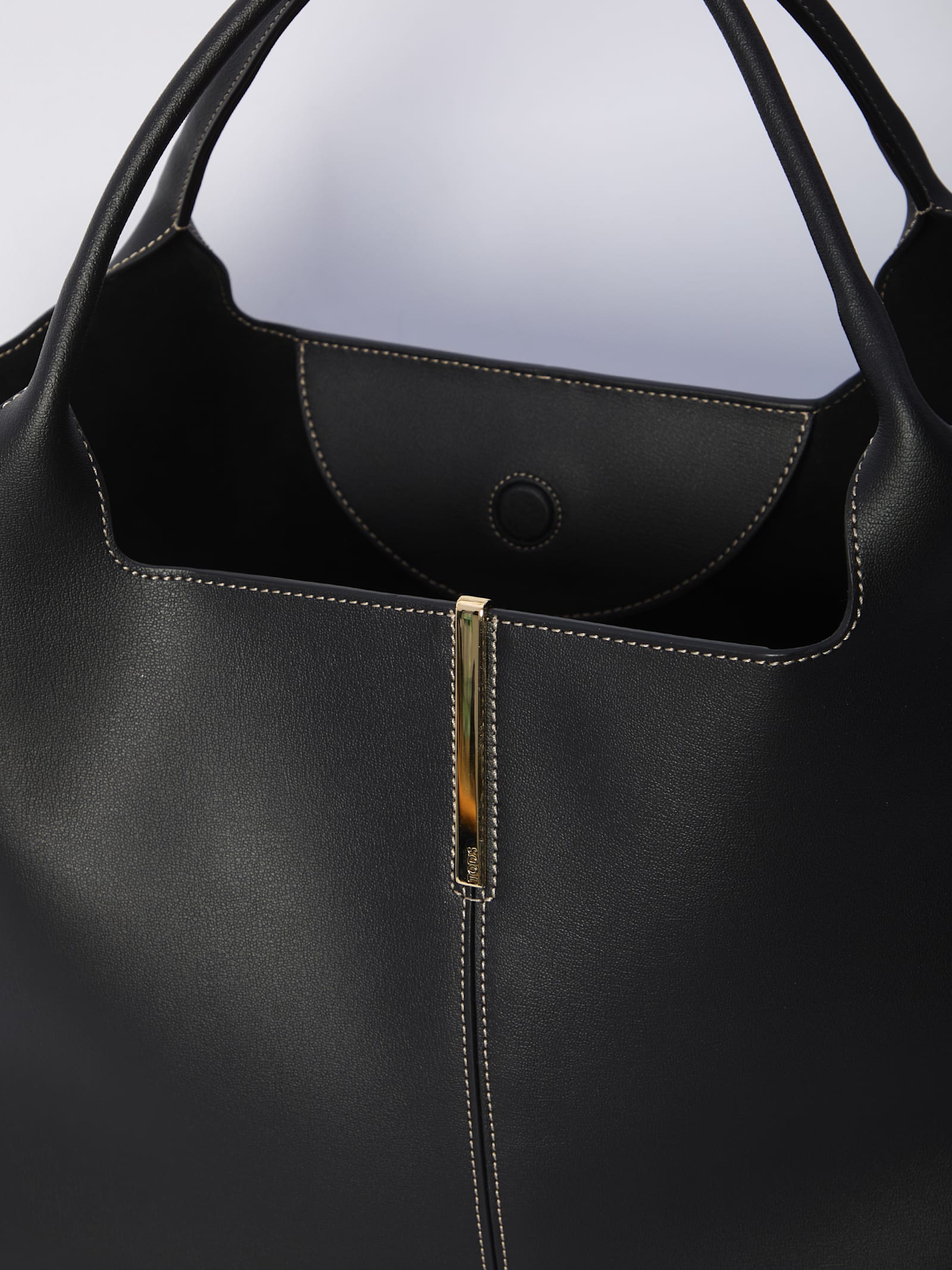 Tod's Shopping Bag In Black