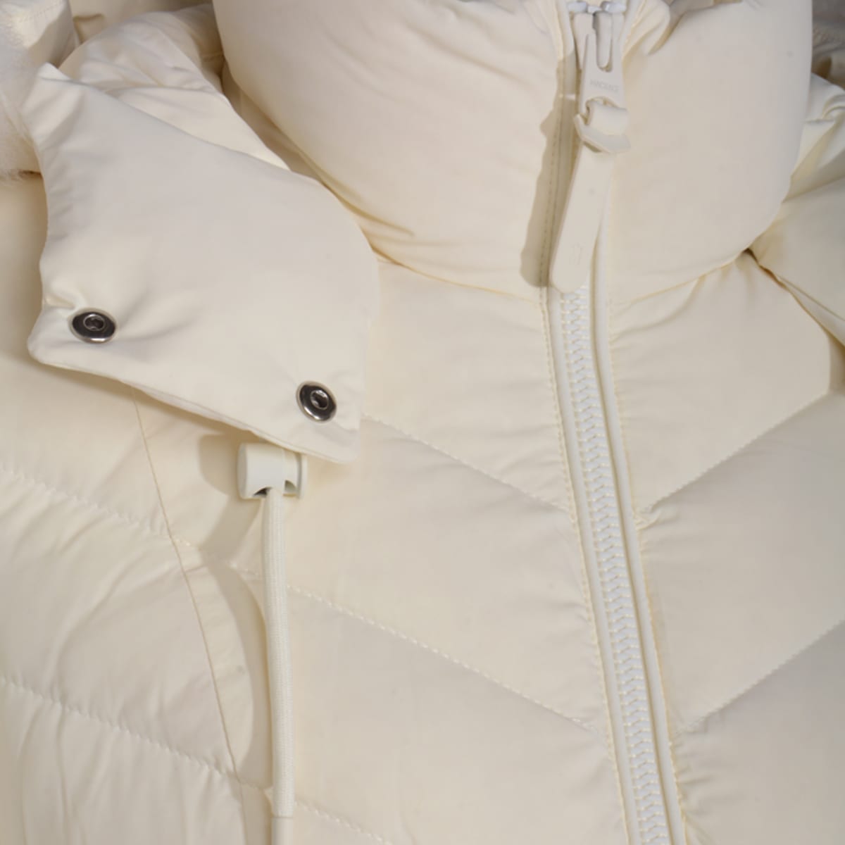 Mackage Coats Light And Natural In White