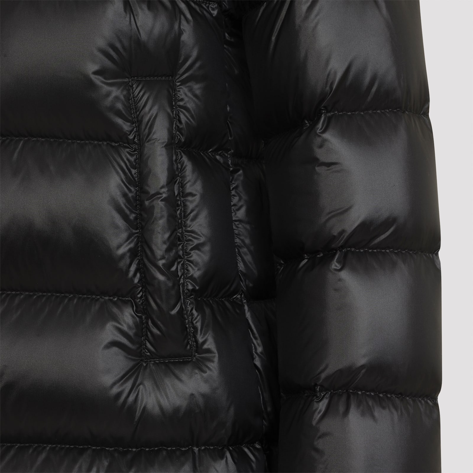 Moncler Women Black Suyenne Midi Hooded Down Jacket In Black