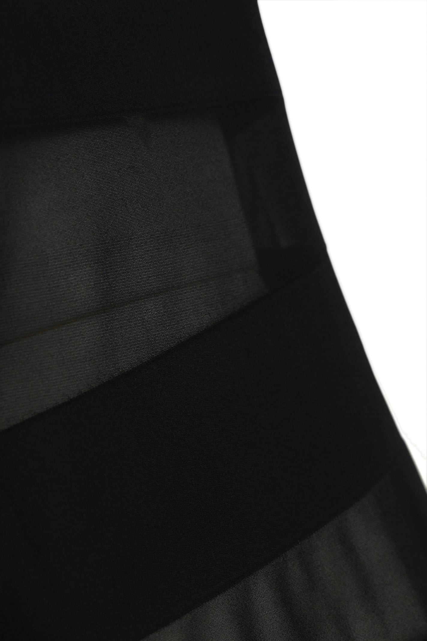 Liviana Conti Viscose Banded Sweater In Nero