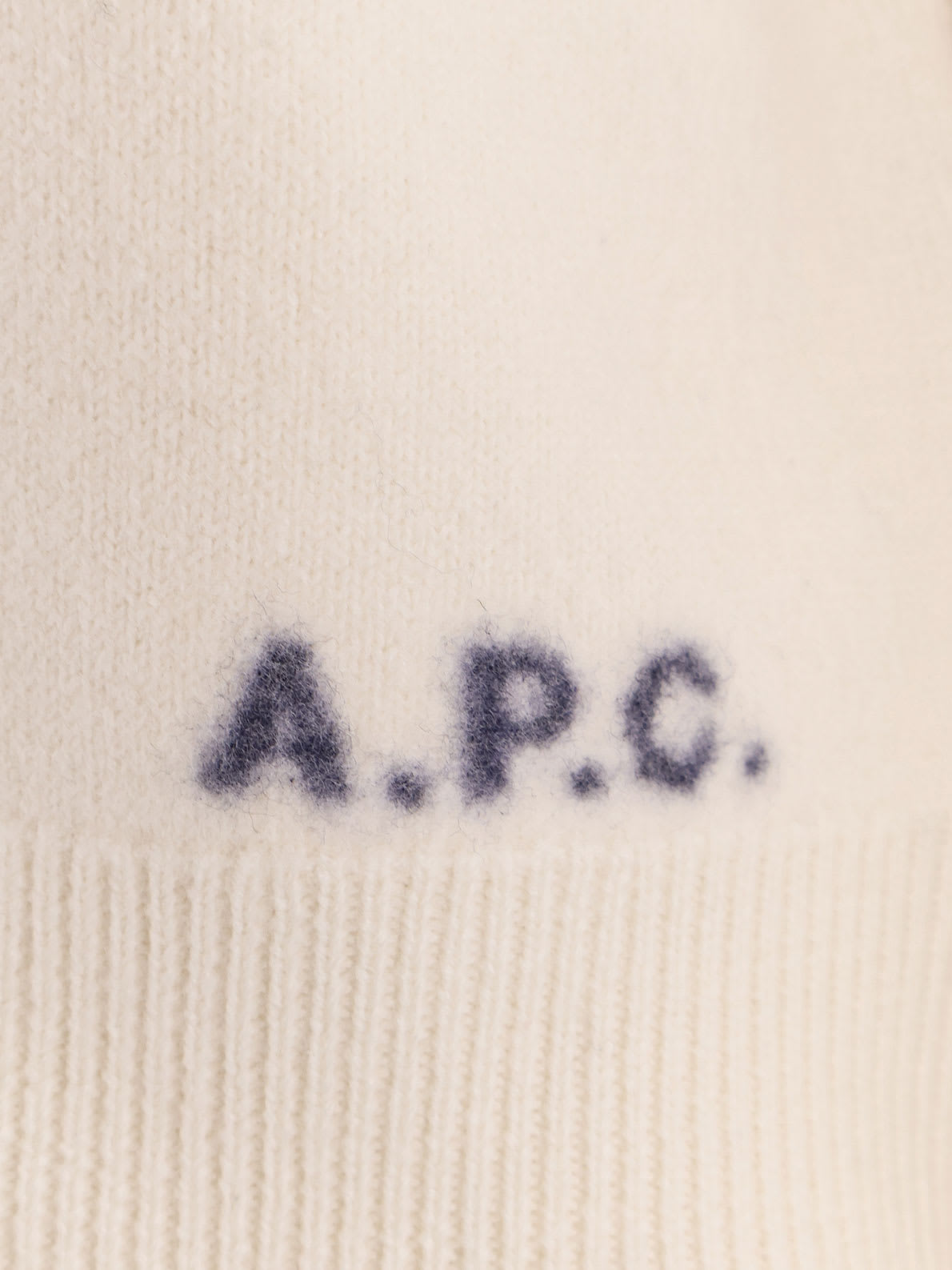 Apc Esther Virgin Wool Sweater In White