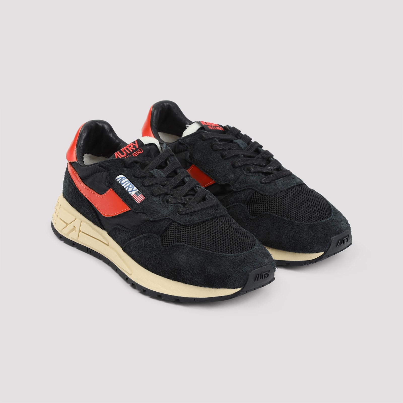 Autry Reelwind Low Sneakers In Black