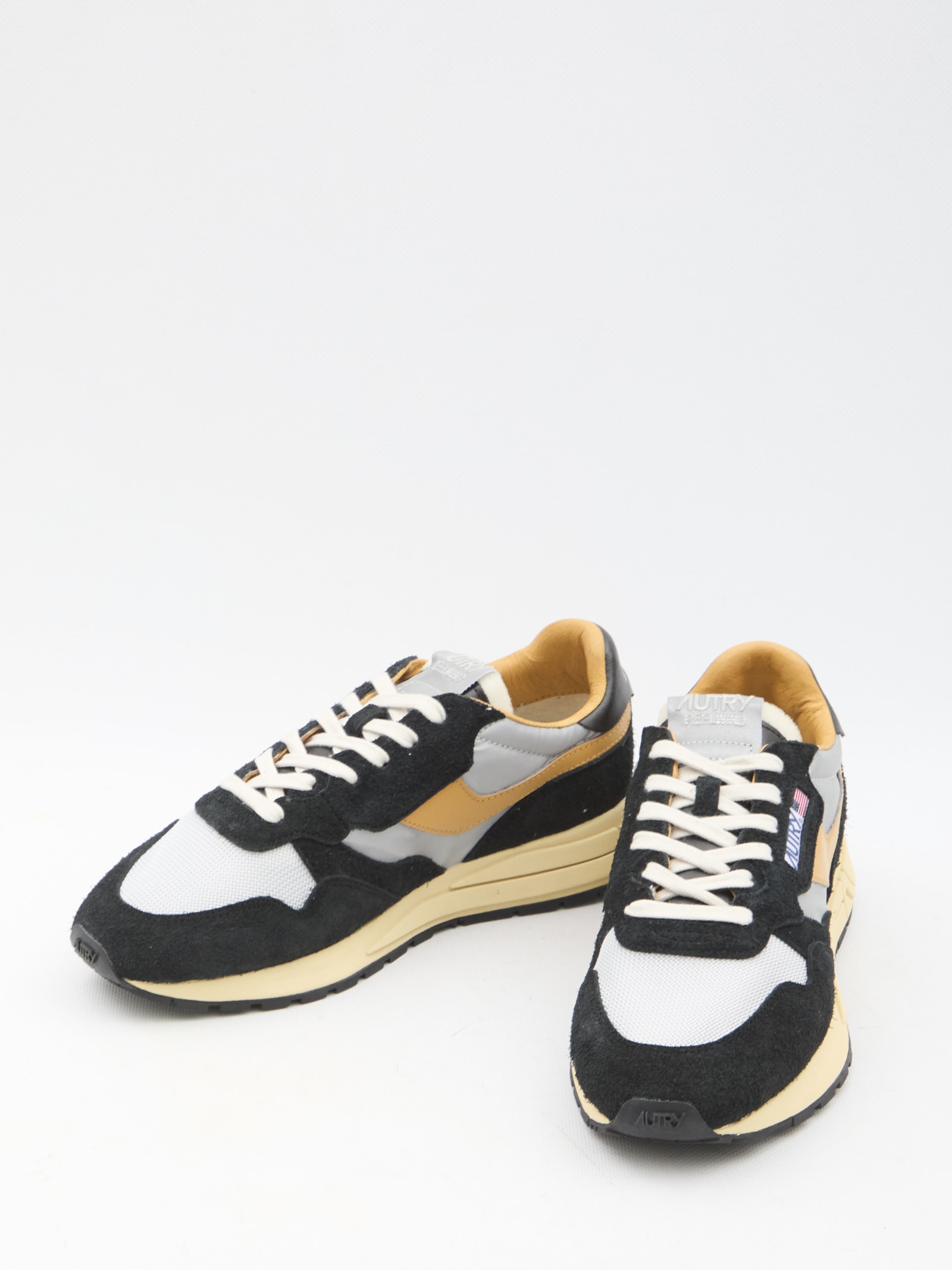 Shop Autry Reelwind Low Sneakers In Black