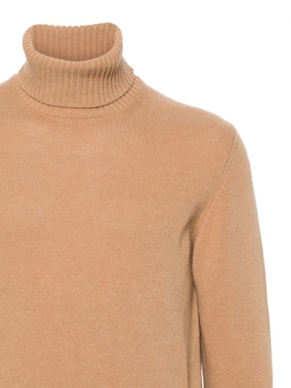 Shop Nuur Long Sleeves Turtle Neck In Camel