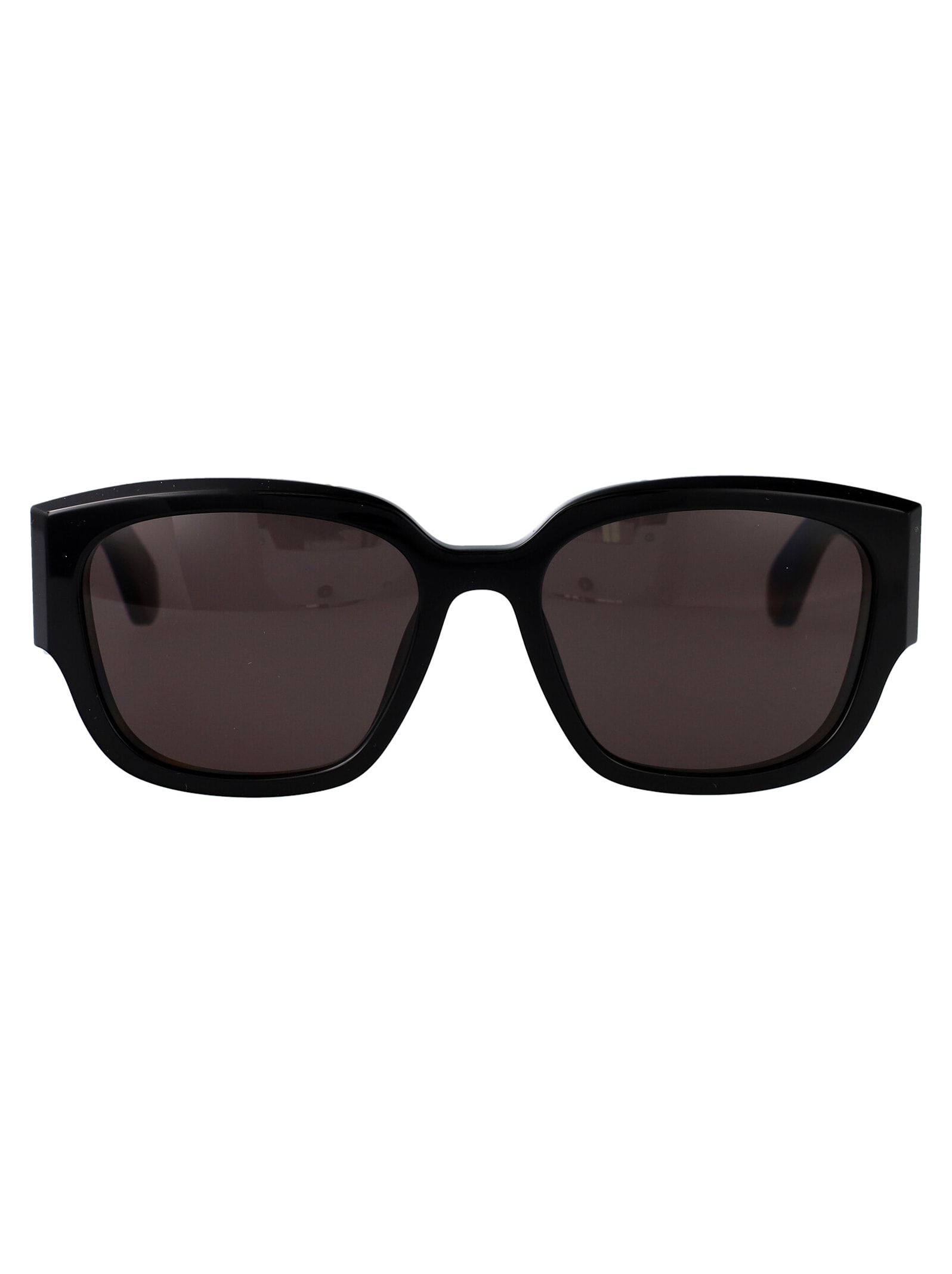 Alexander Mcqueen Alexander Mc Queen Cat Eye Sunglasses Am0468 S 001 In Black-black-grey